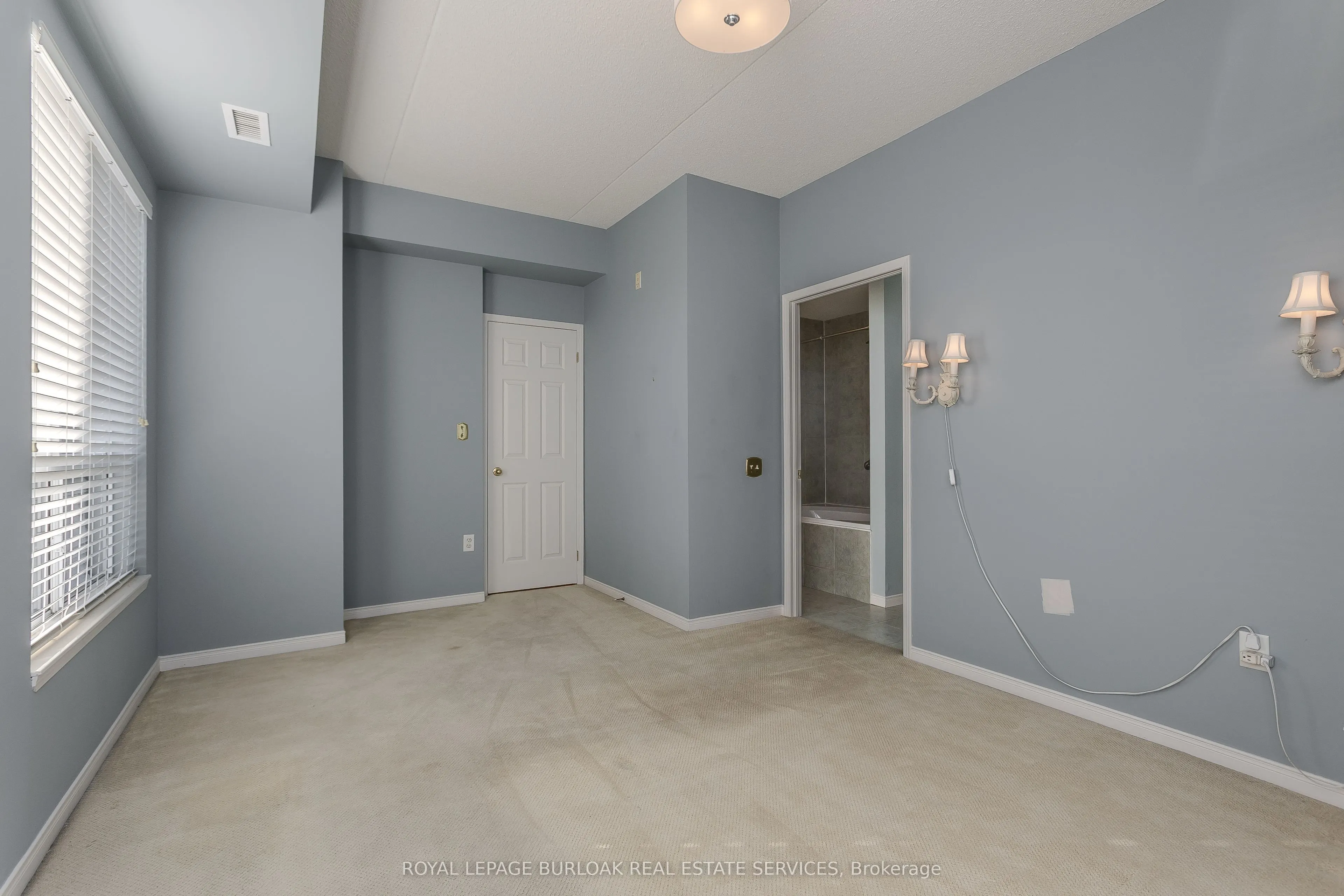 2075 Amherst Heights Drive, #401