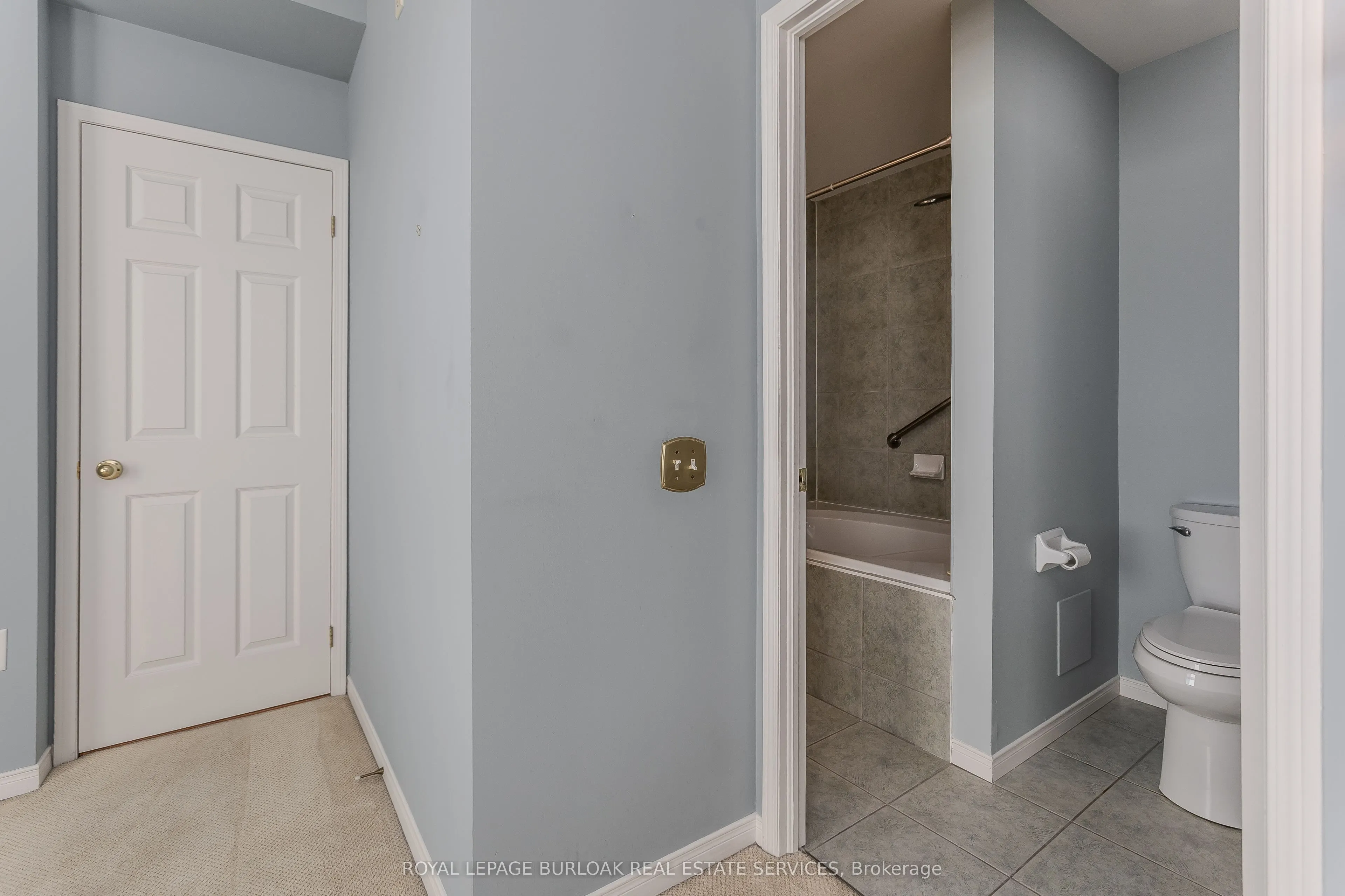 2075 Amherst Heights Drive, #401
