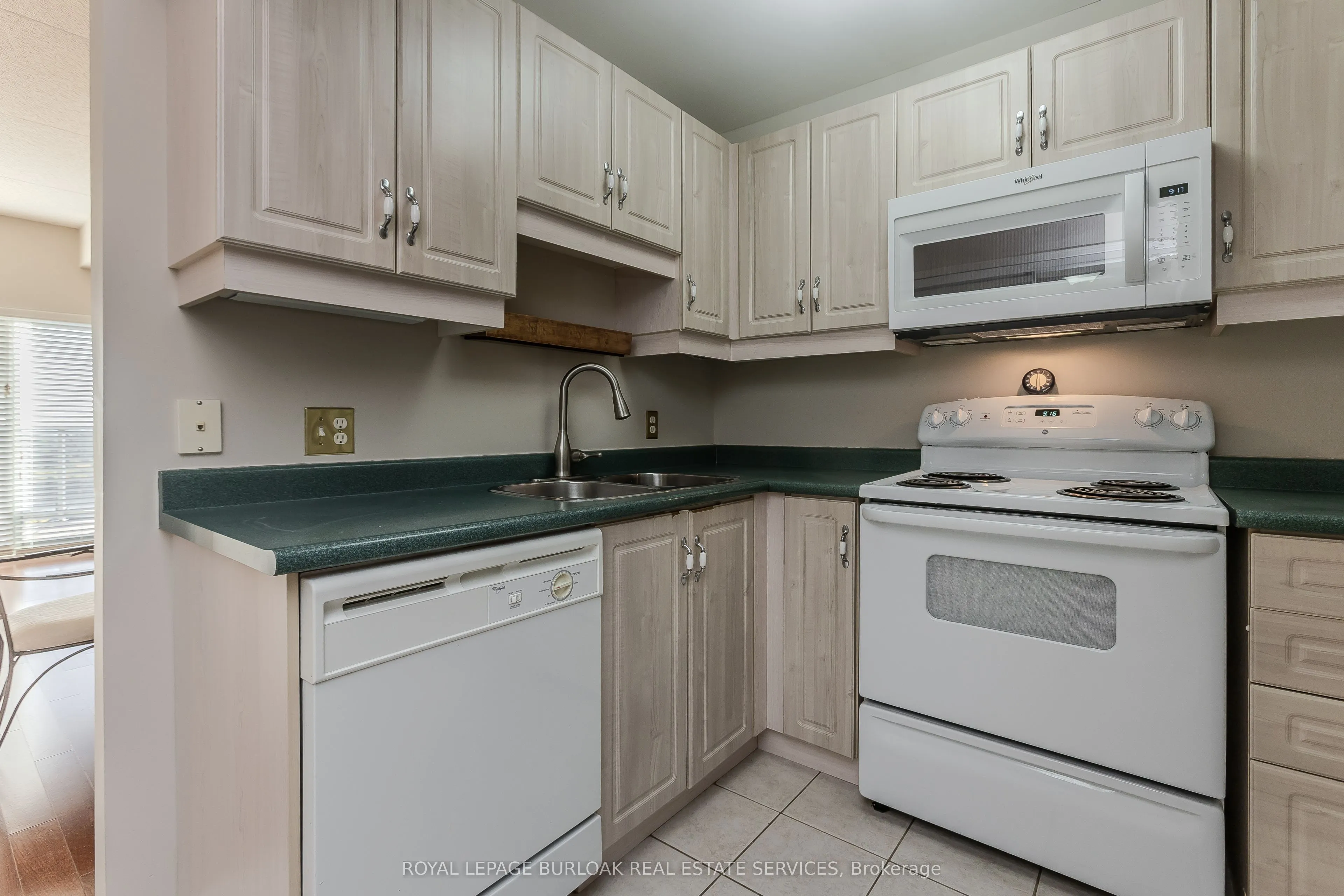 2075 Amherst Heights Drive, #401