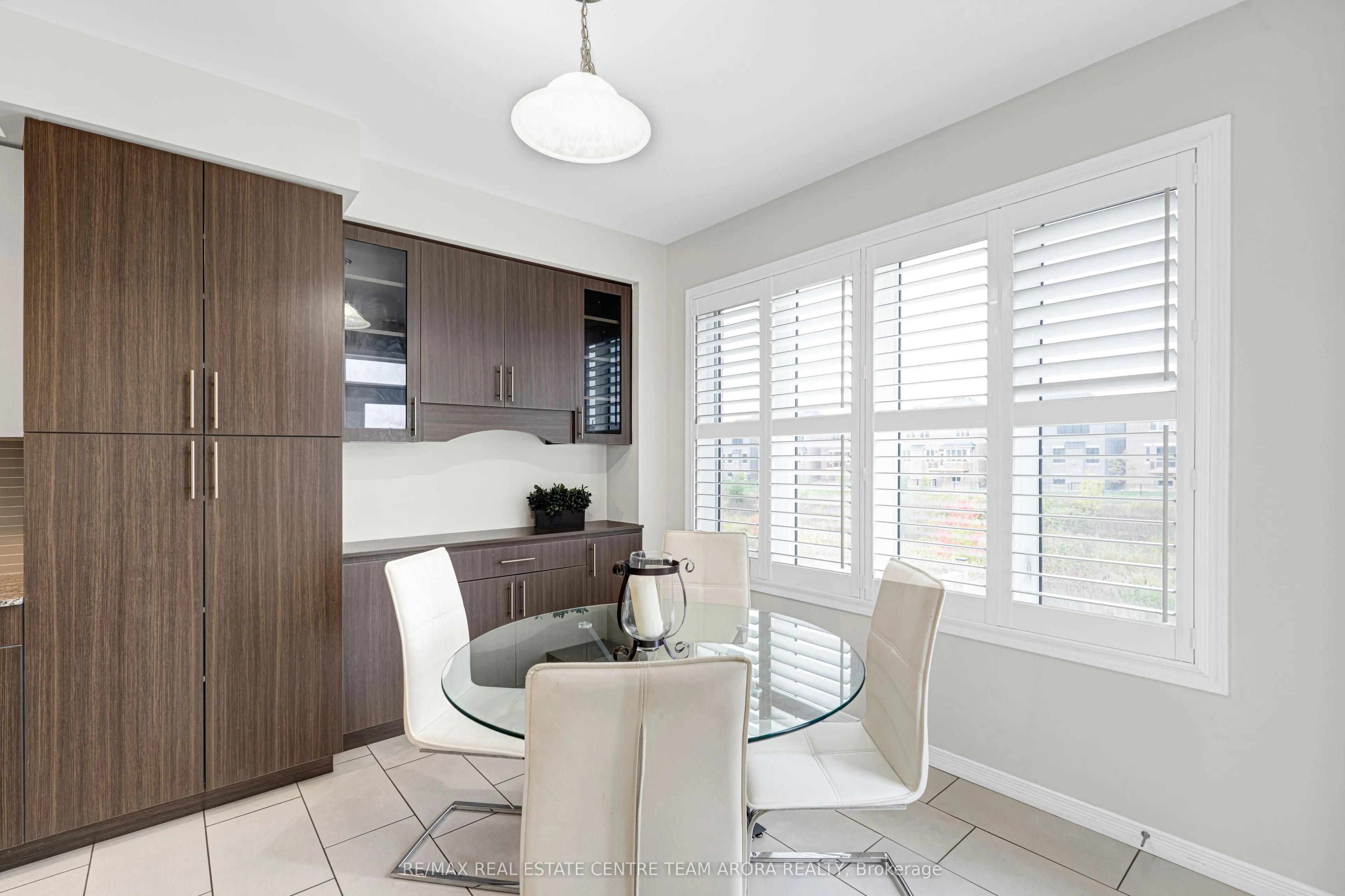 12 Abercrombie Crescent
