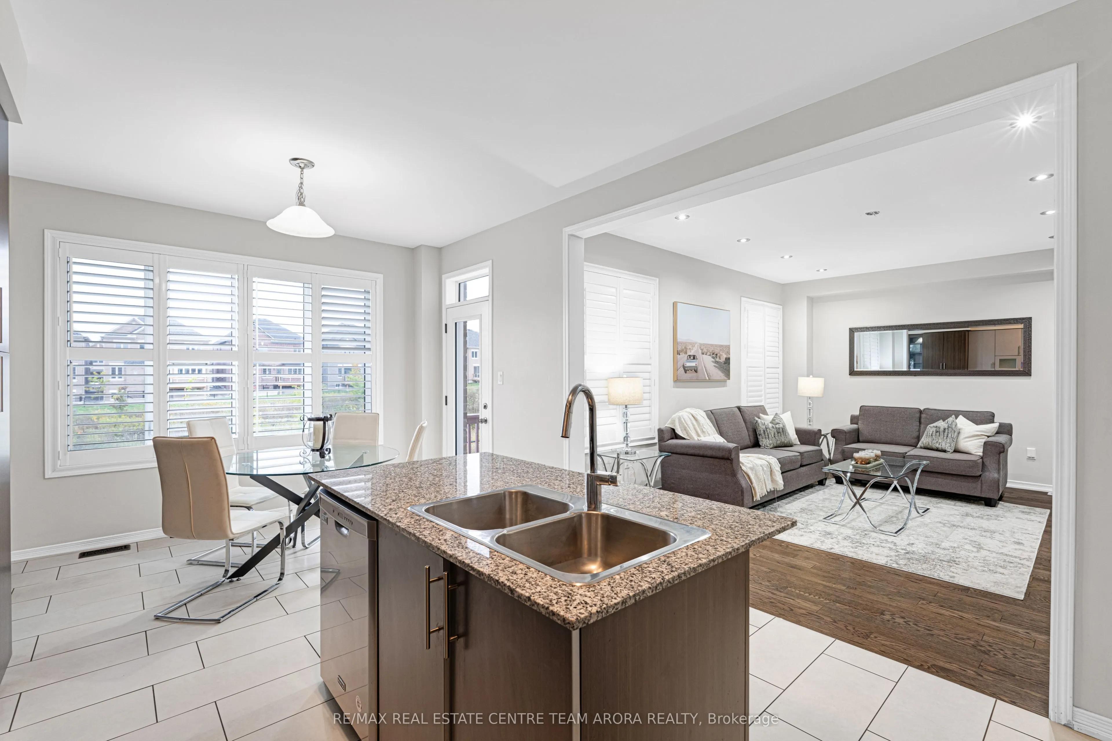 12 Abercrombie Crescent