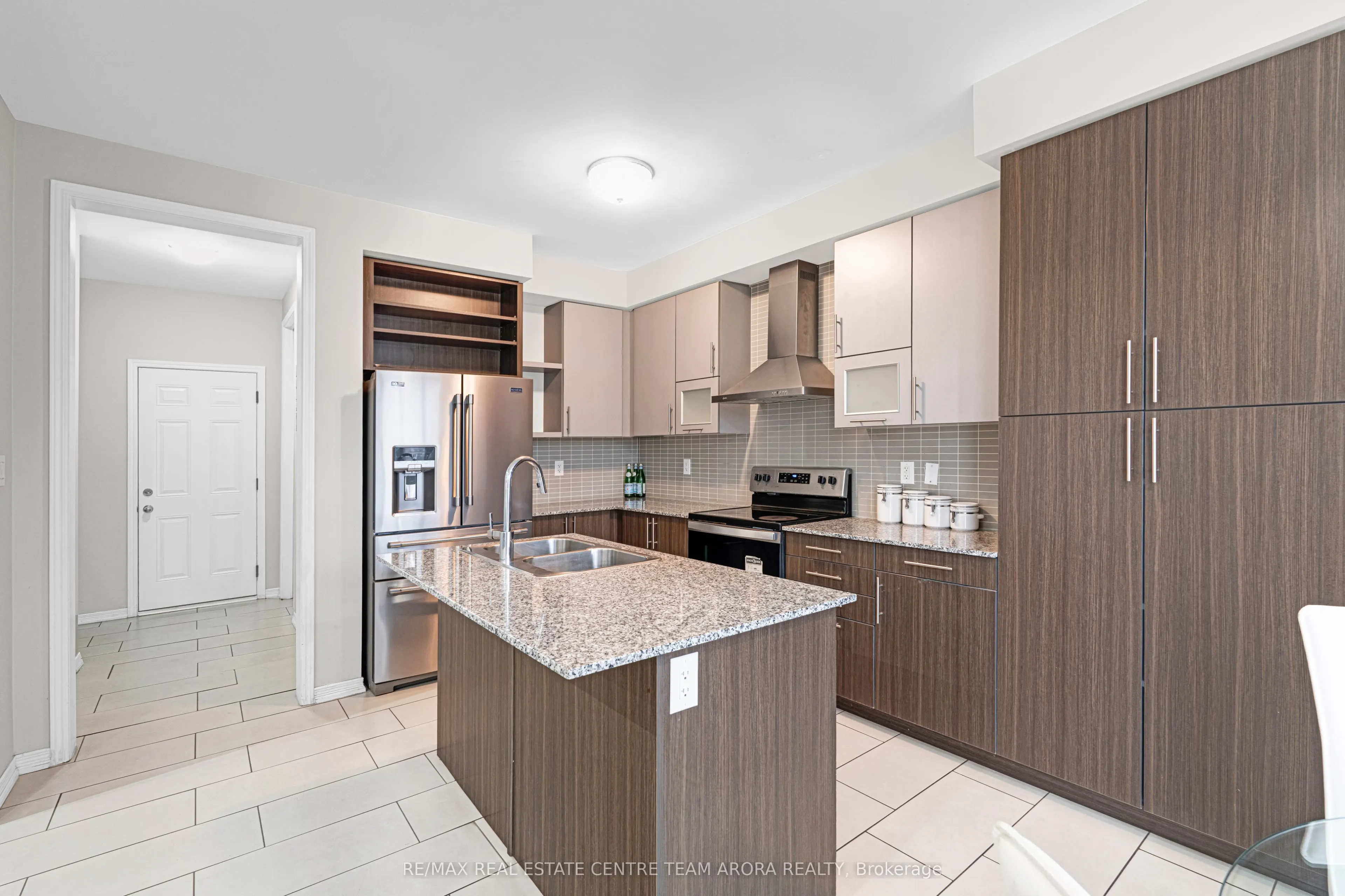 12 Abercrombie Crescent