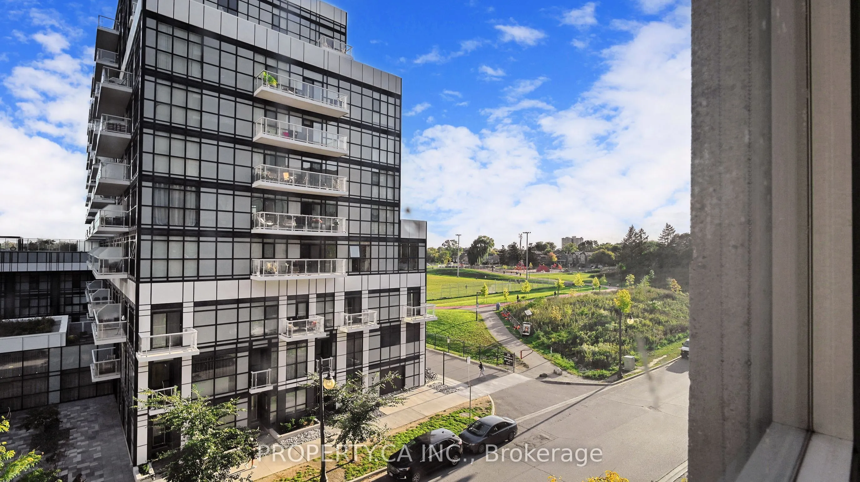 300 Manitoba Street, #316