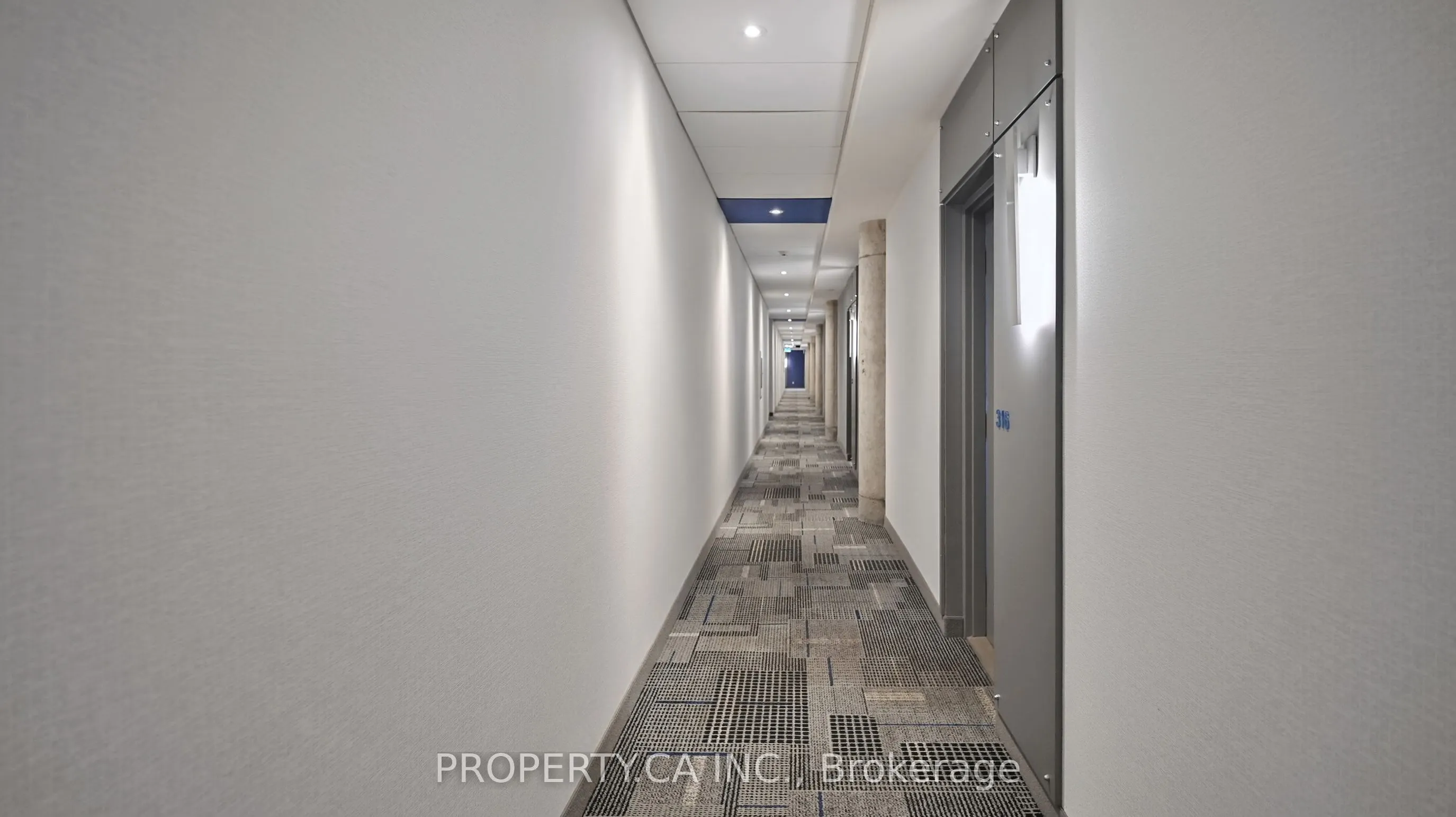 300 Manitoba Street, #316