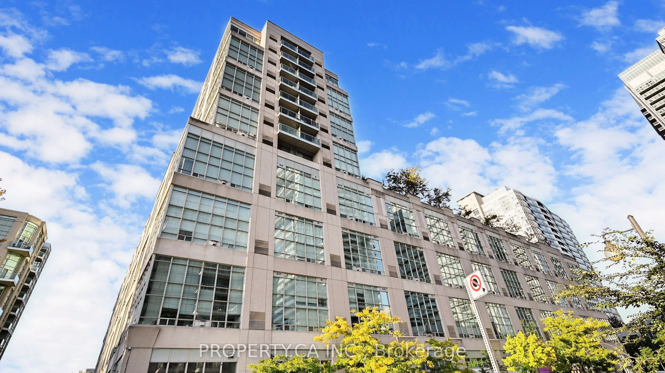 300 Manitoba Street, #316