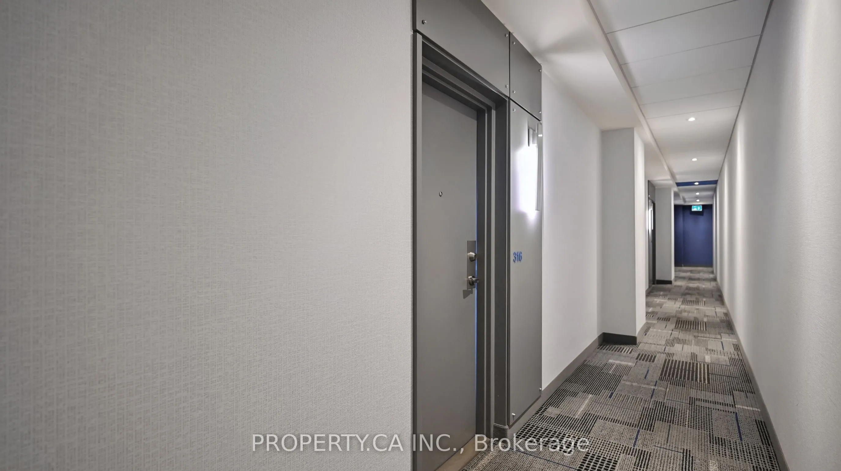 300 Manitoba Street, #316