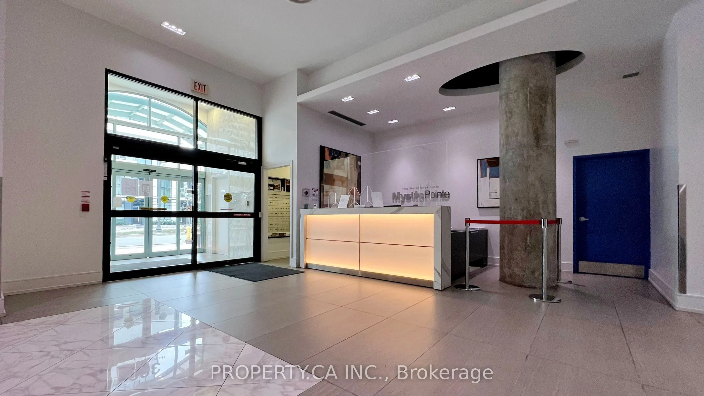 300 Manitoba Street, #316