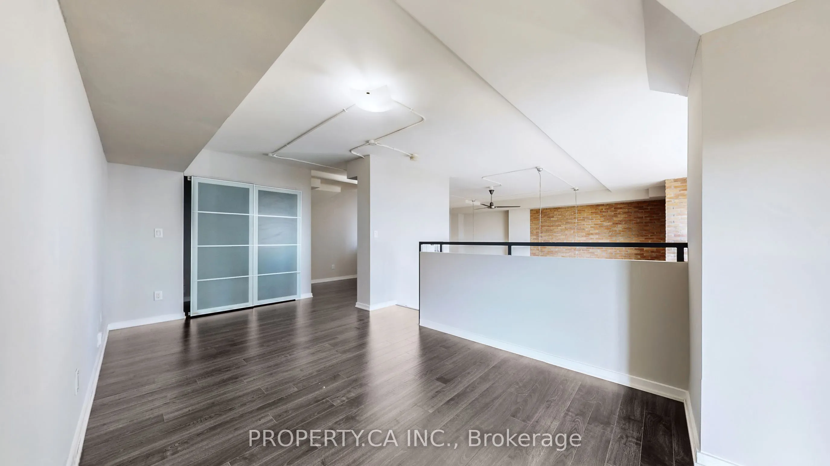 300 Manitoba Street, #316