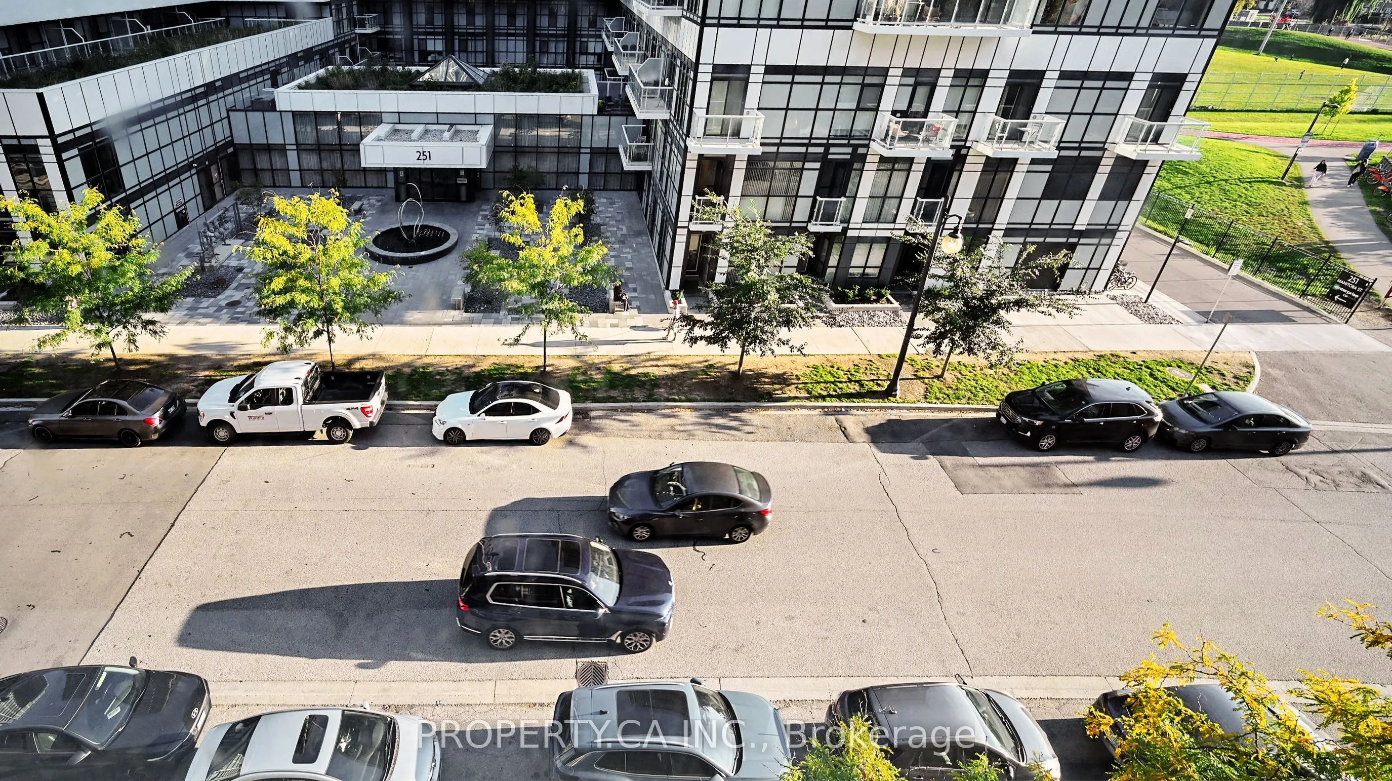 300 Manitoba Street, #316