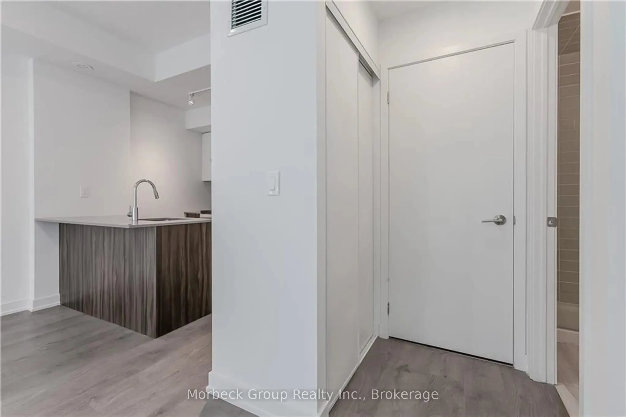 1135 Cooke Boulevard, #101
