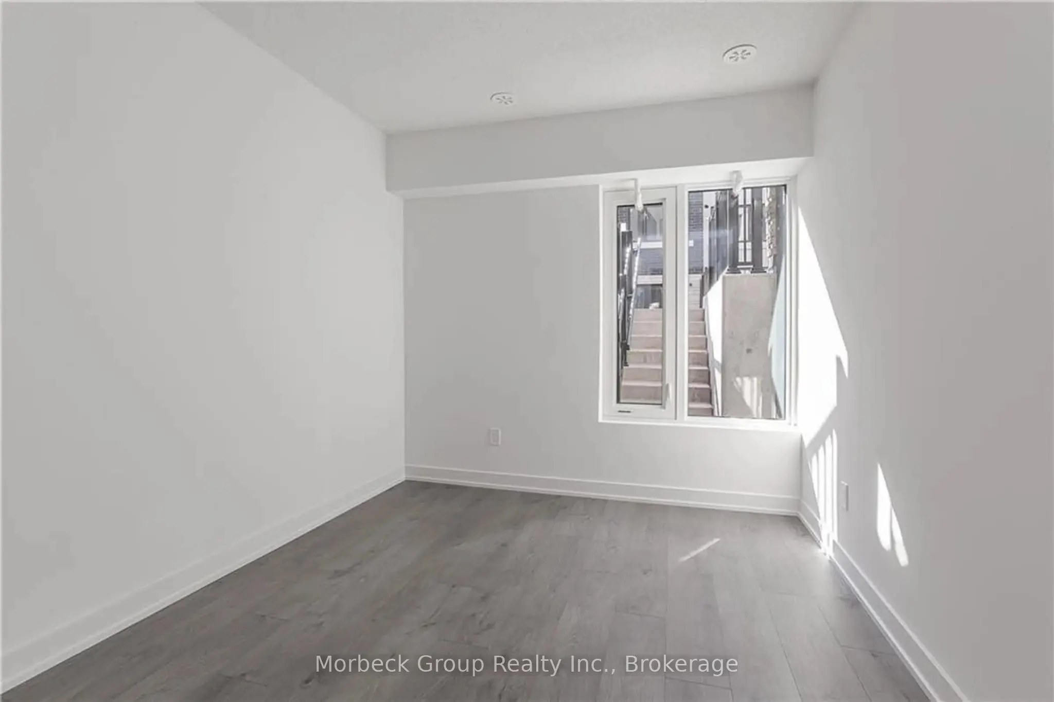1135 Cooke Boulevard, #101