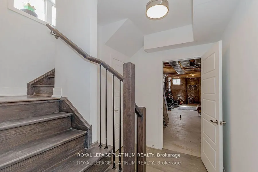 1343 Marblehead Road
