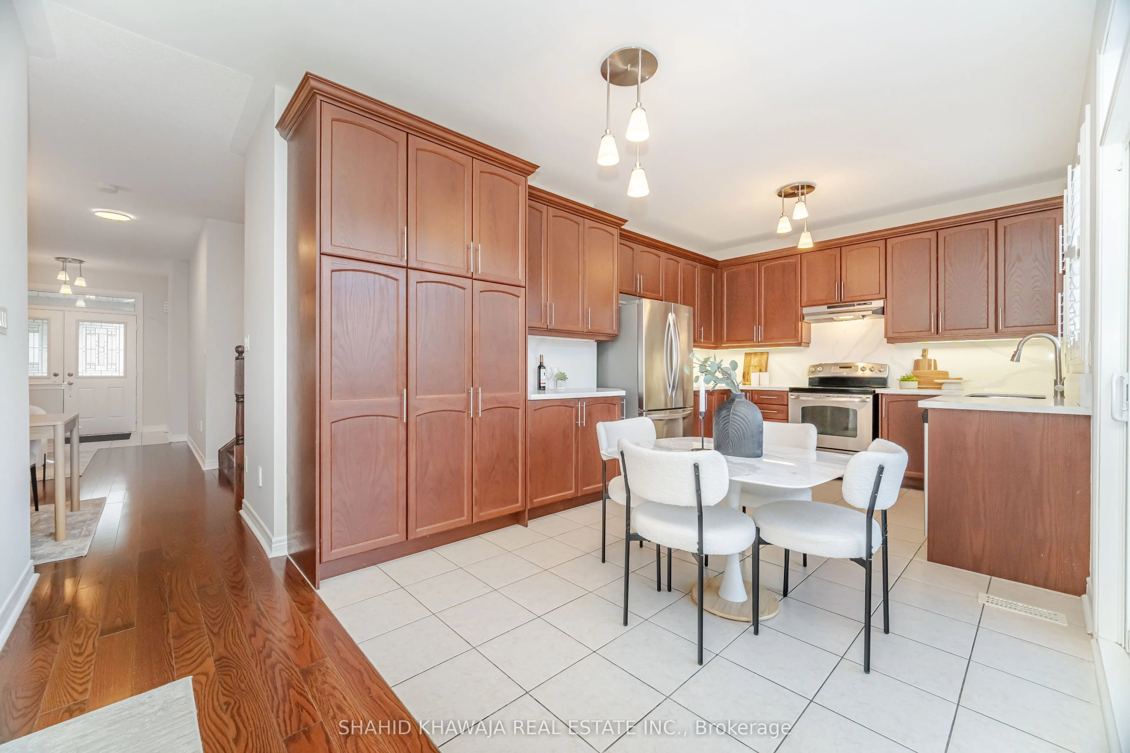 480 Nairn Circle