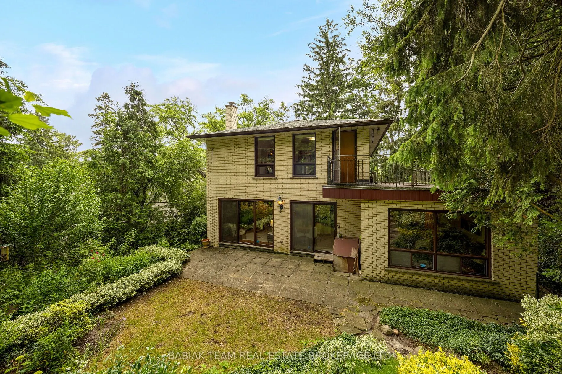 90 Humberview Road