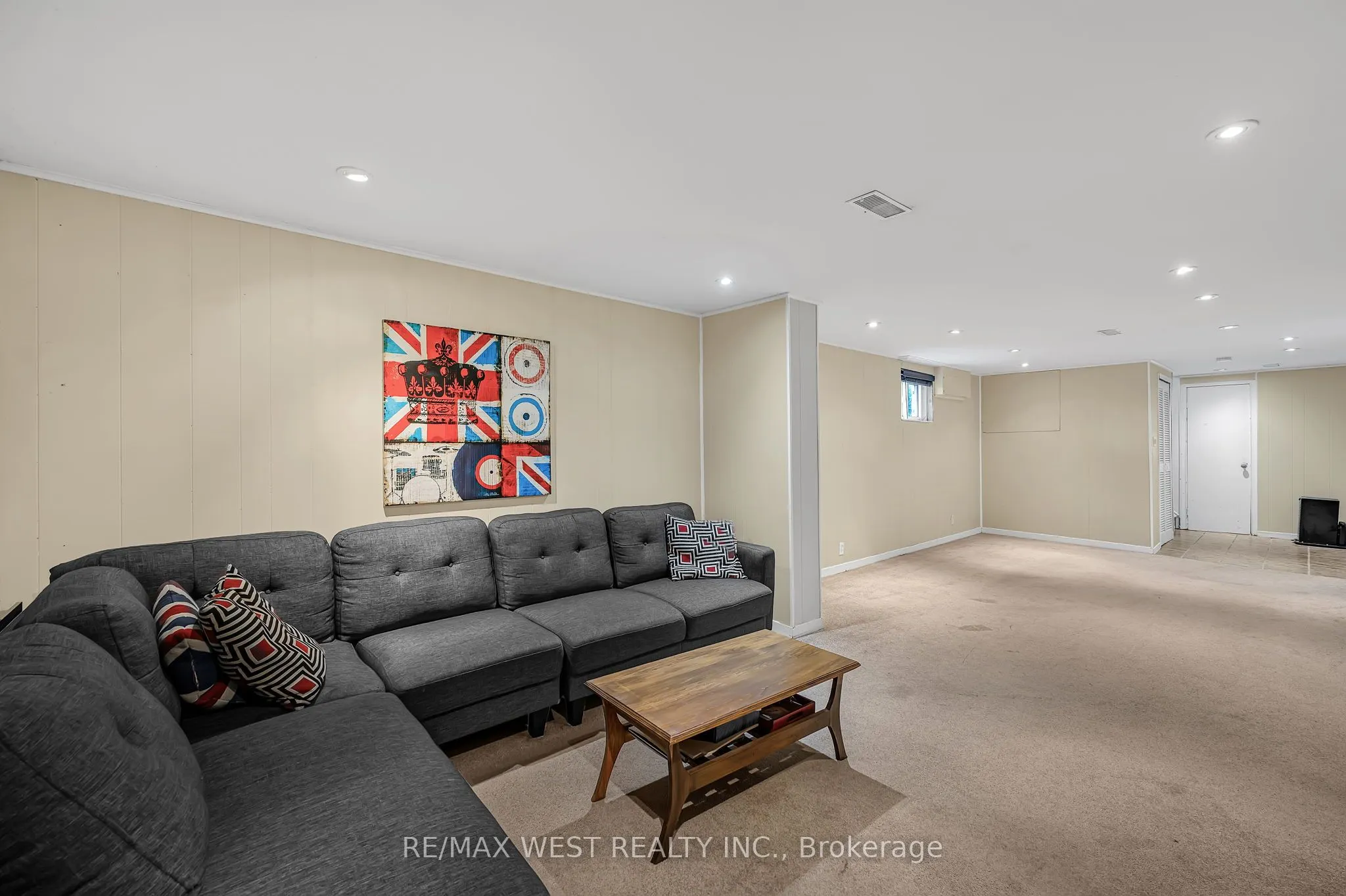 577 Drymen Crescent
