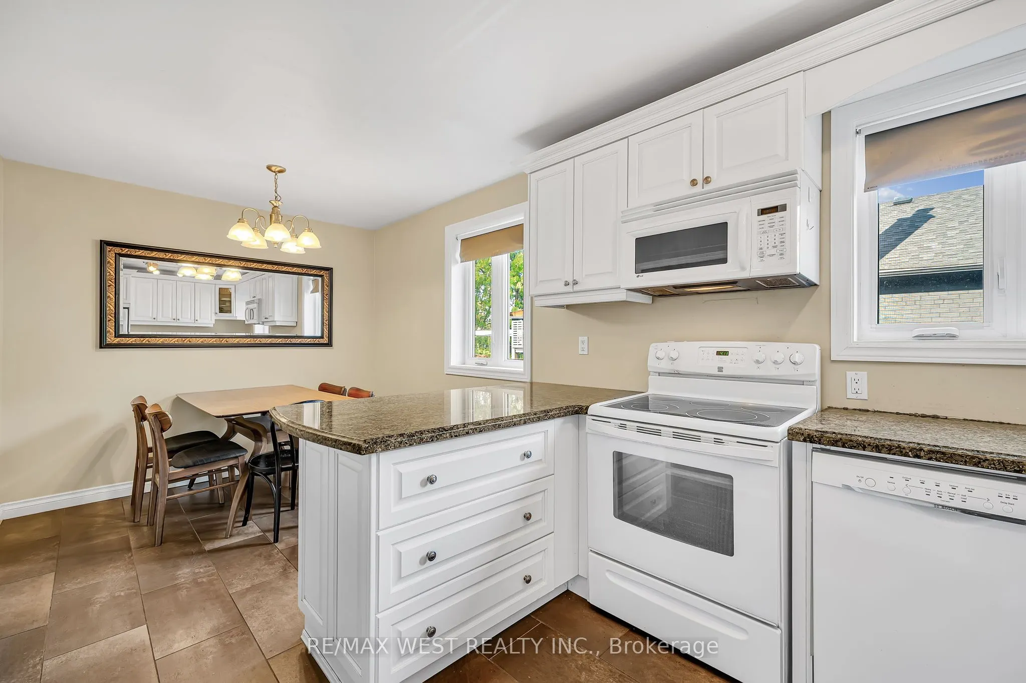 577 Drymen Crescent