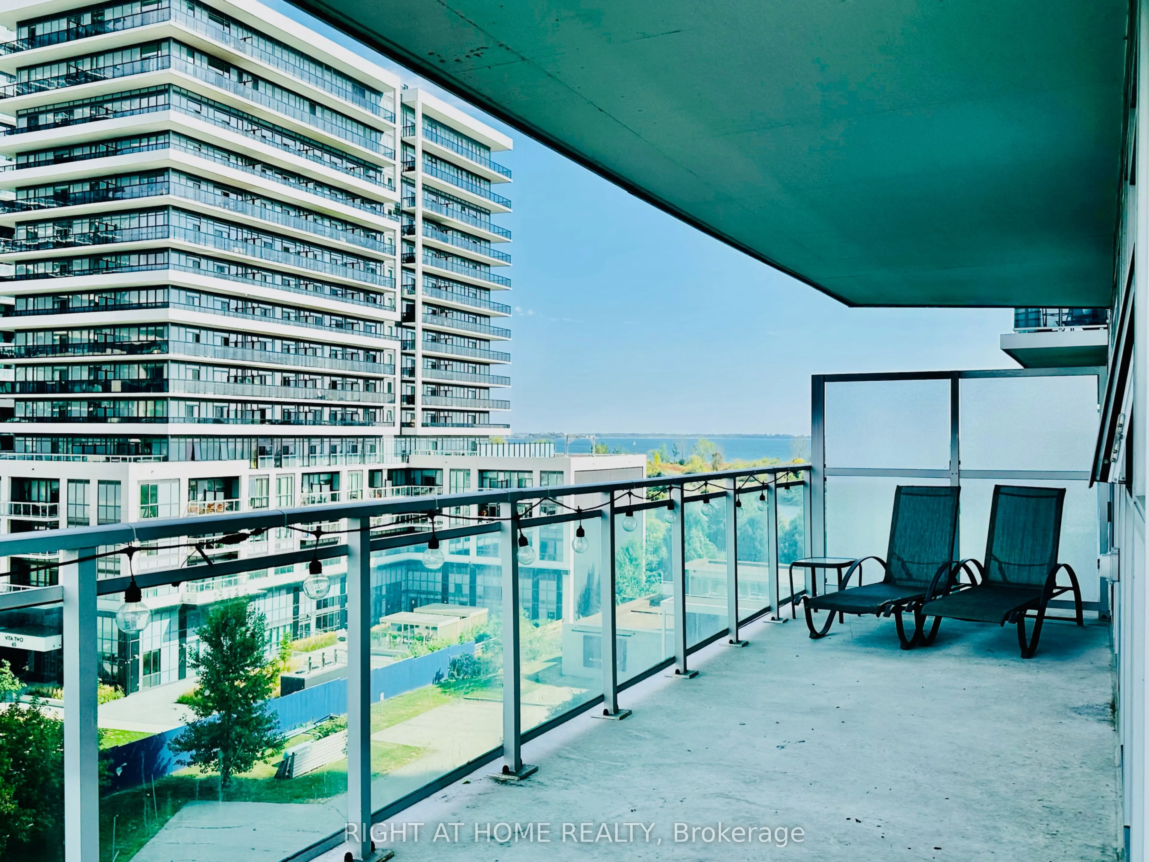 33 Shore Breeze Drive, #504
