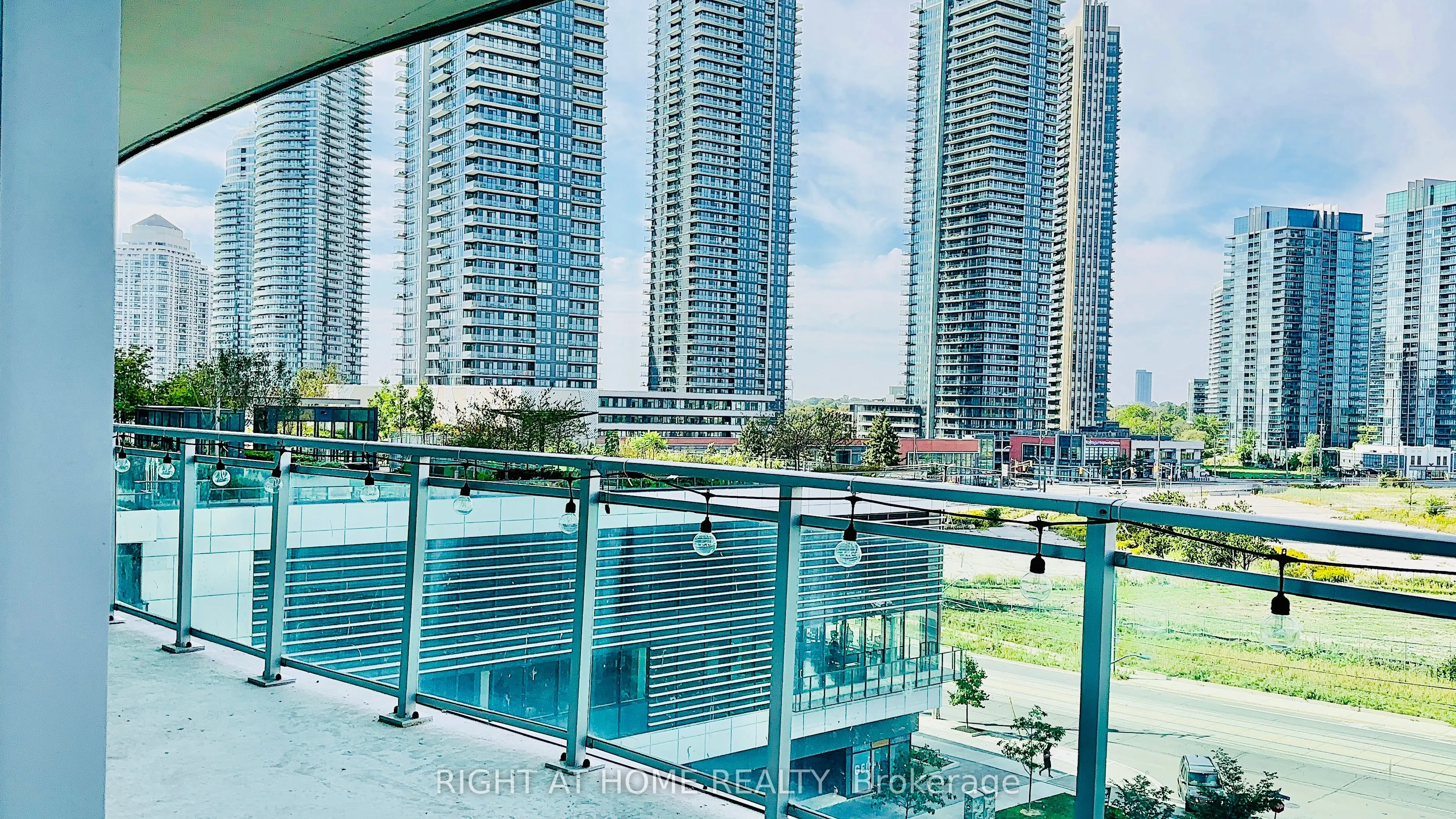 33 Shore Breeze Drive, #504