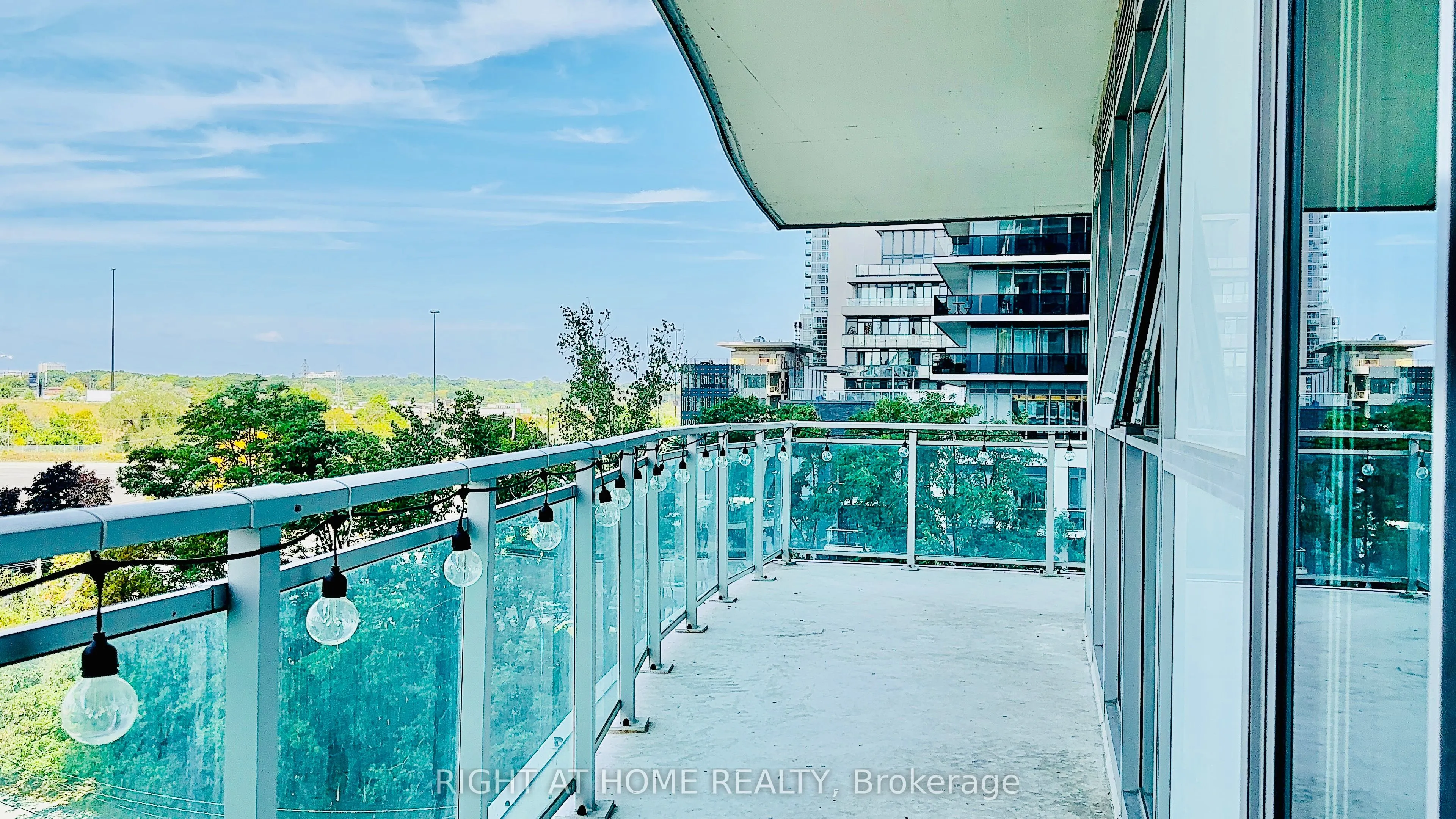 33 Shore Breeze Drive, #504