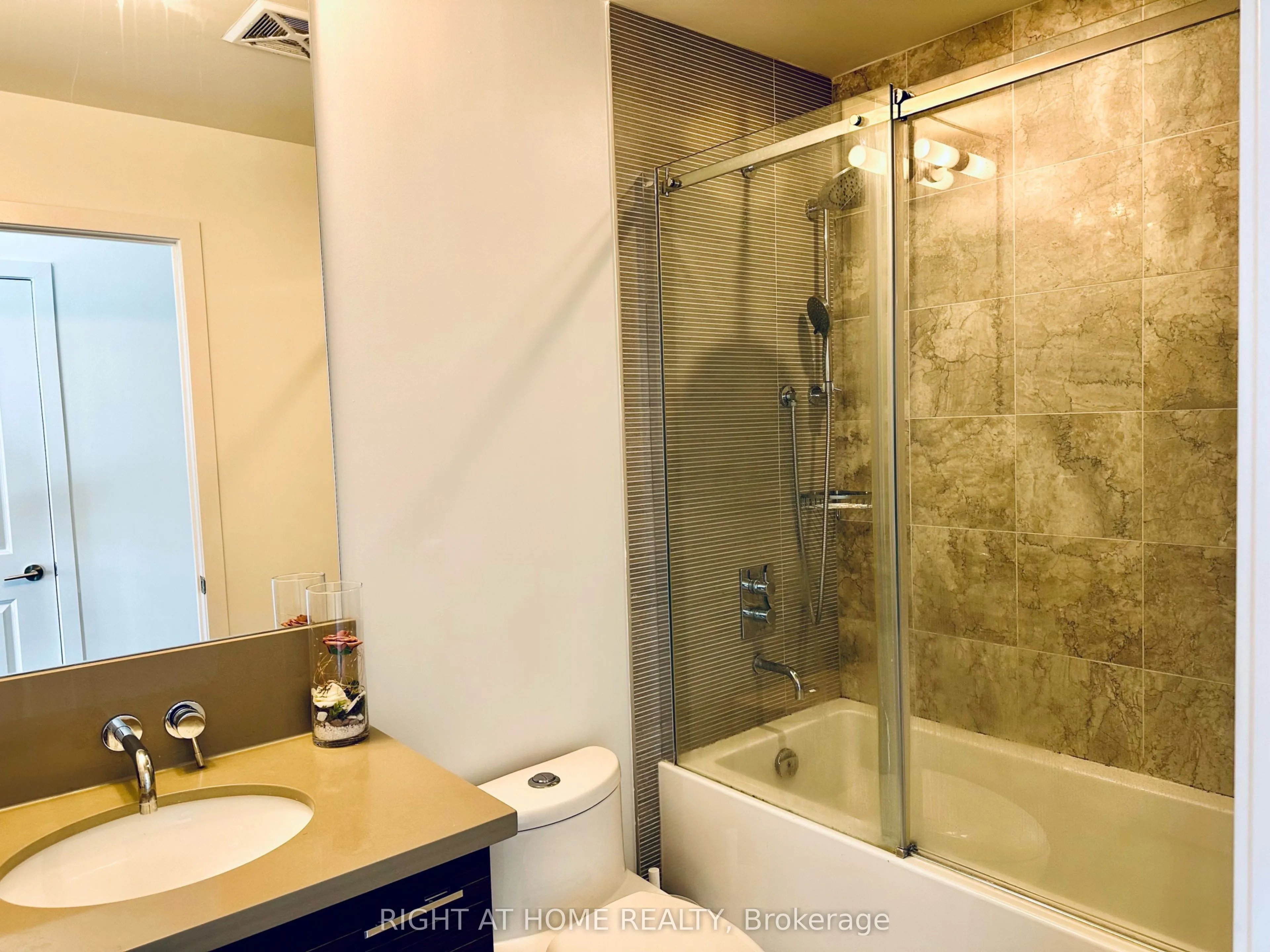 33 Shore Breeze Drive, #504