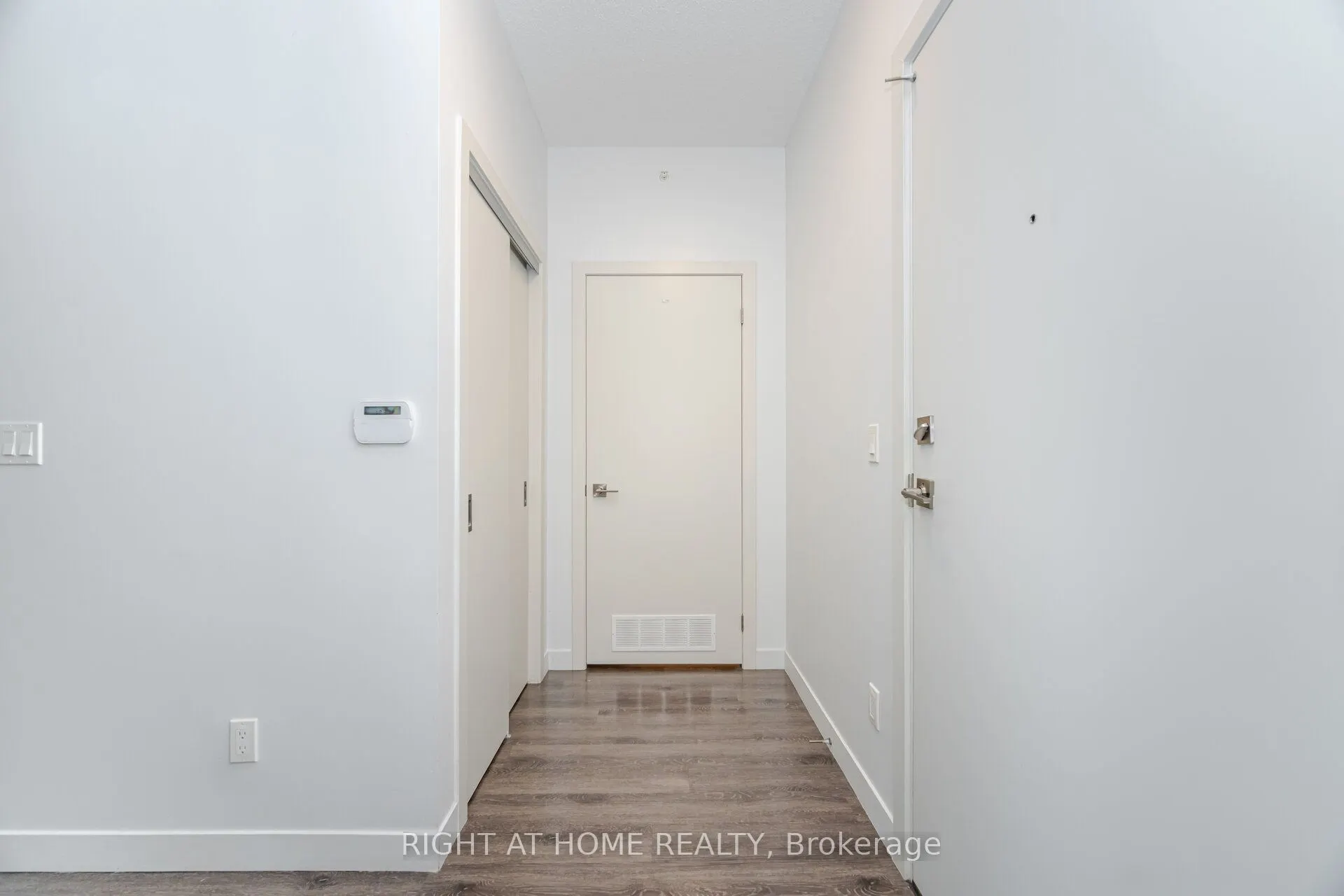 2093 Fairview Street, #1003