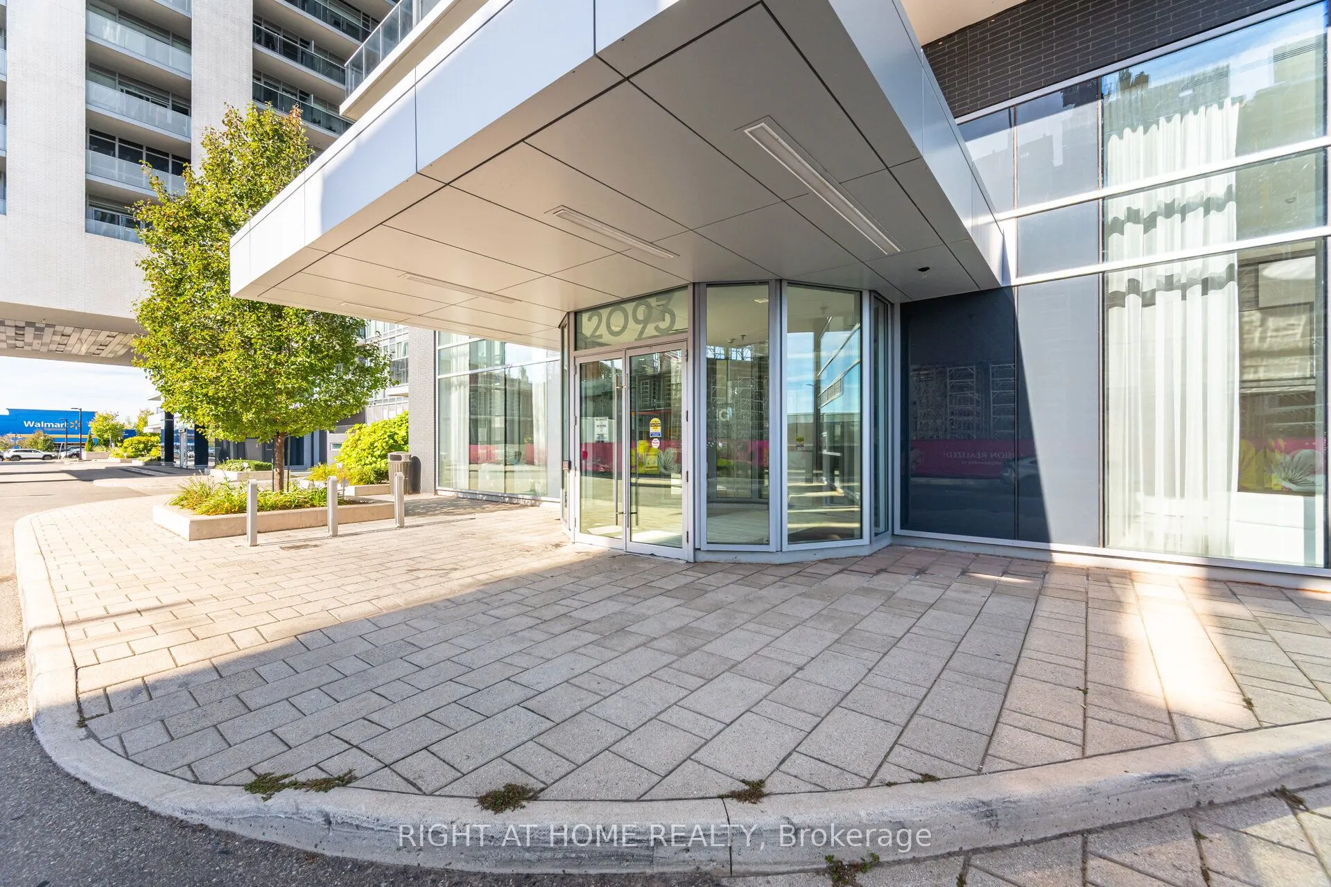 2093 Fairview Street, #1003