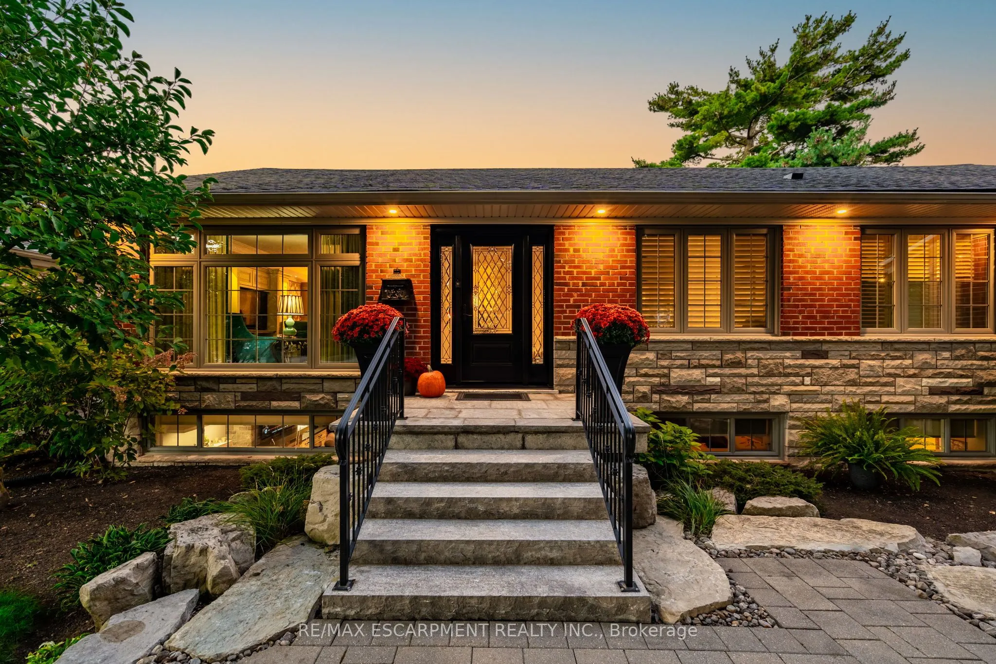 665 King Road