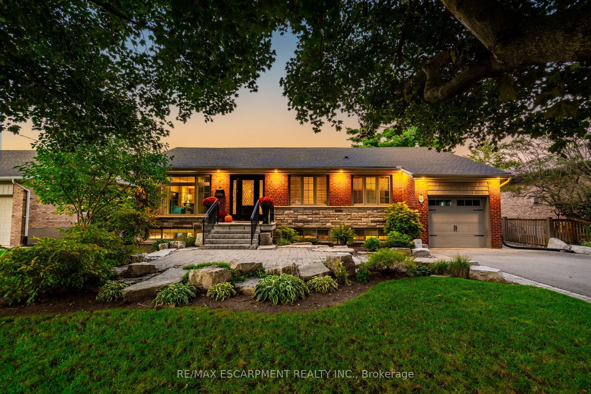 665 King Road