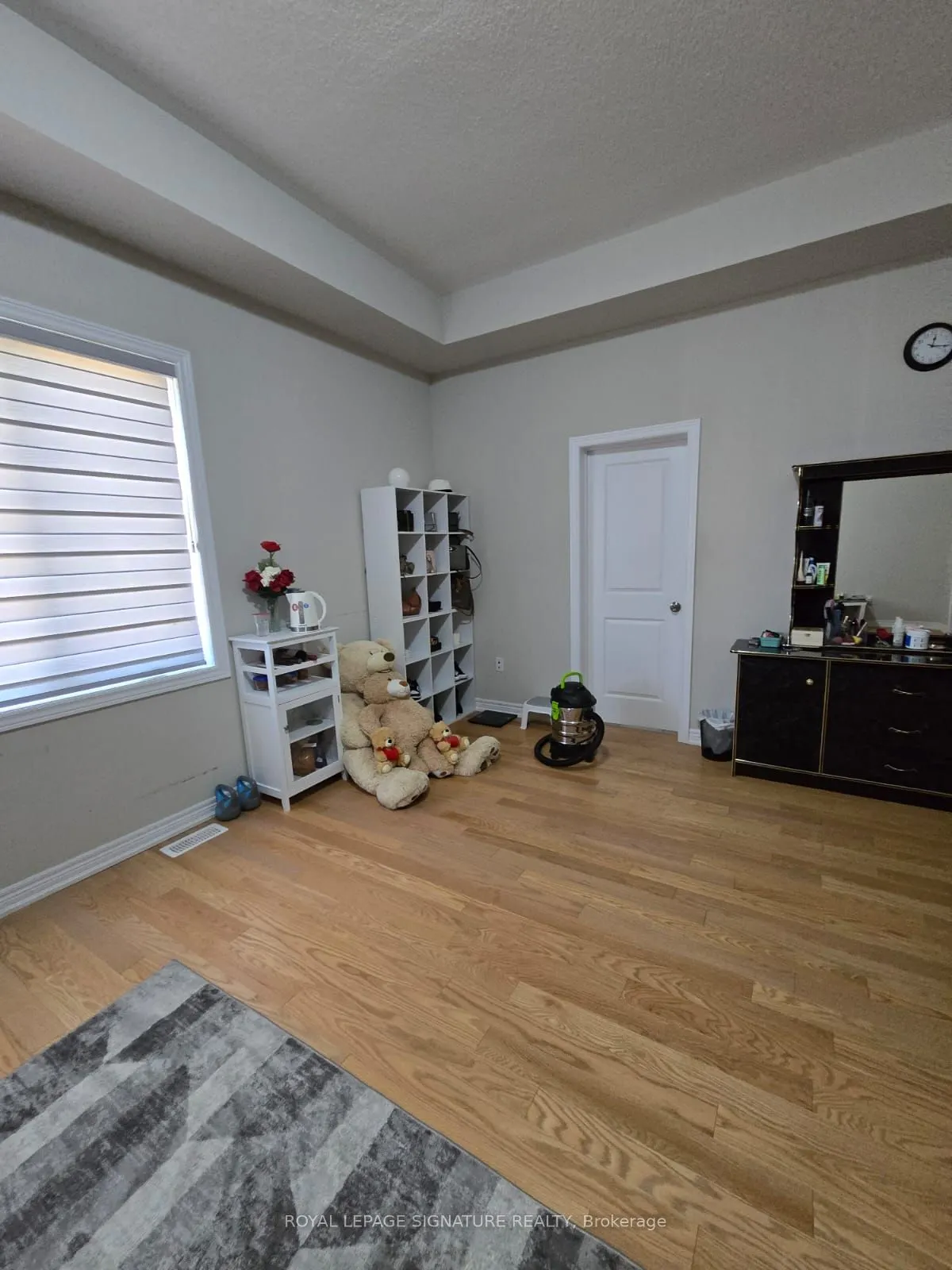 267 Thornbush Boulevard