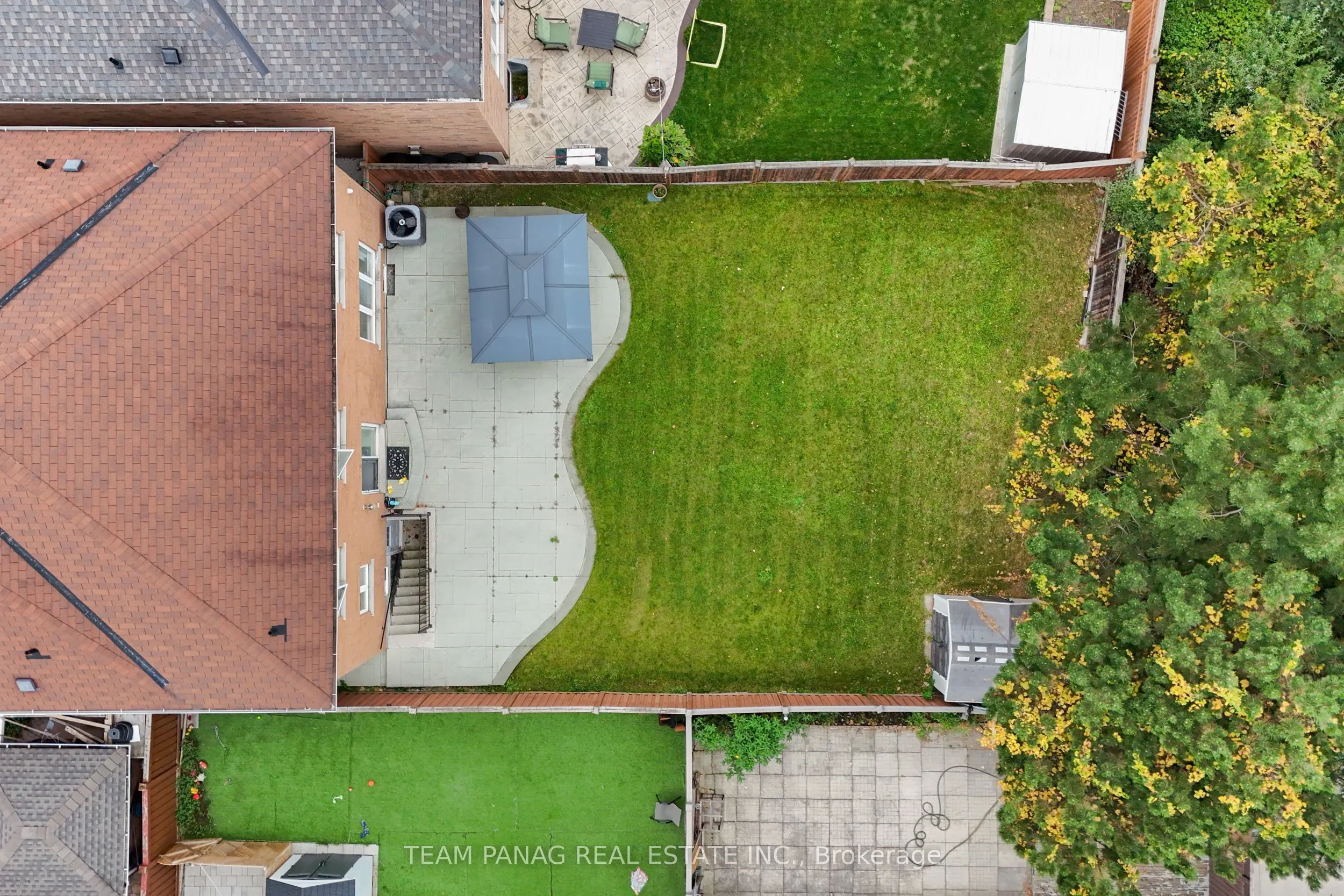 7 Yellow Avens Boulevard