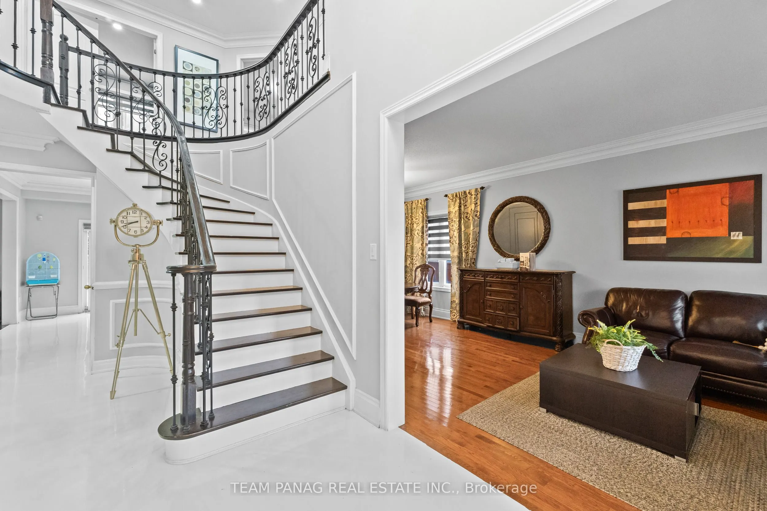 7 Yellow Avens Boulevard