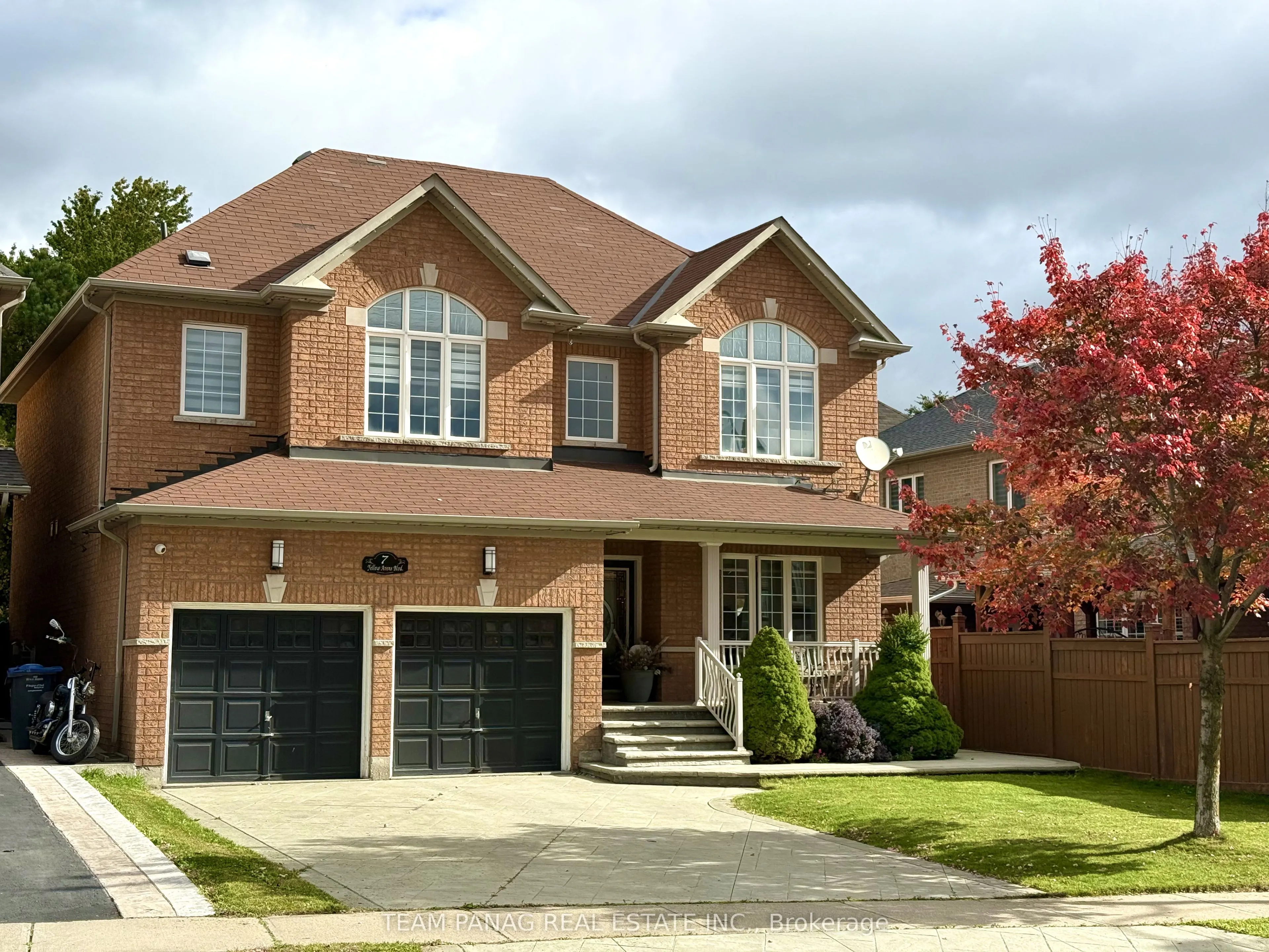 7 Yellow Avens Boulevard
