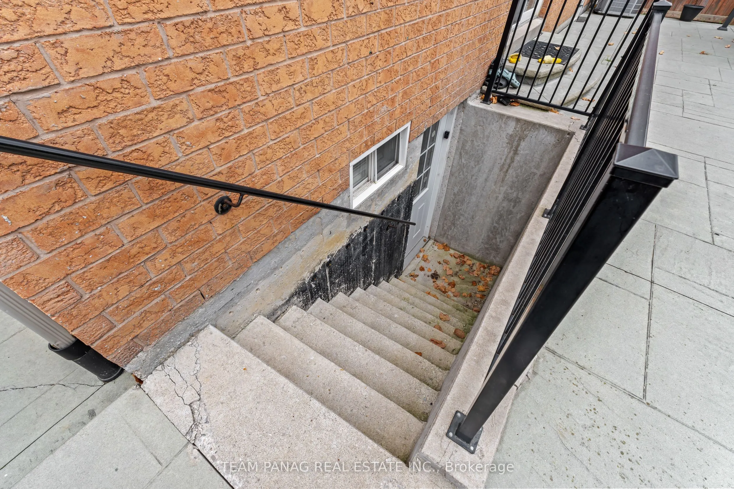 7 Yellow Avens Boulevard