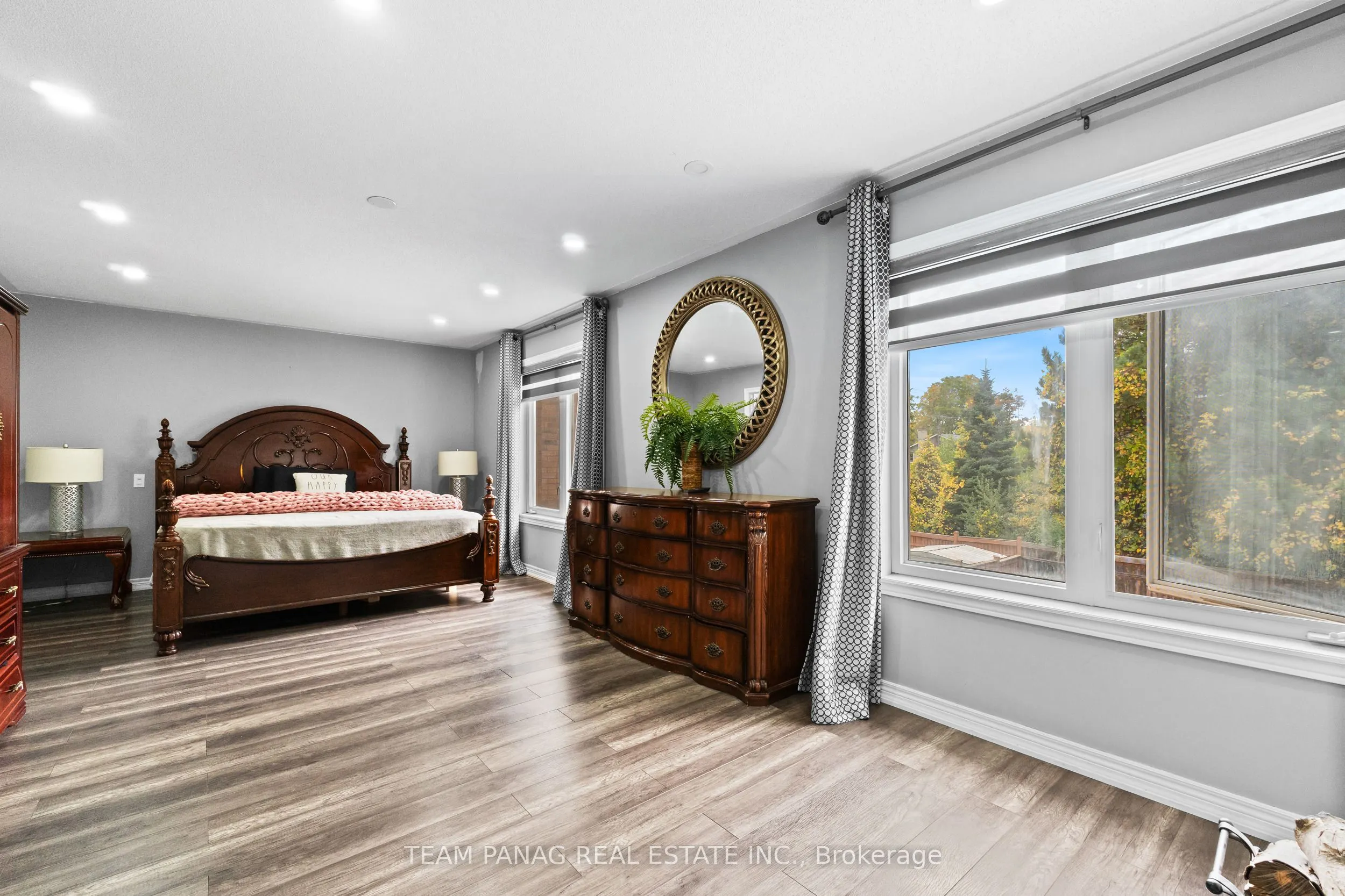 7 Yellow Avens Boulevard