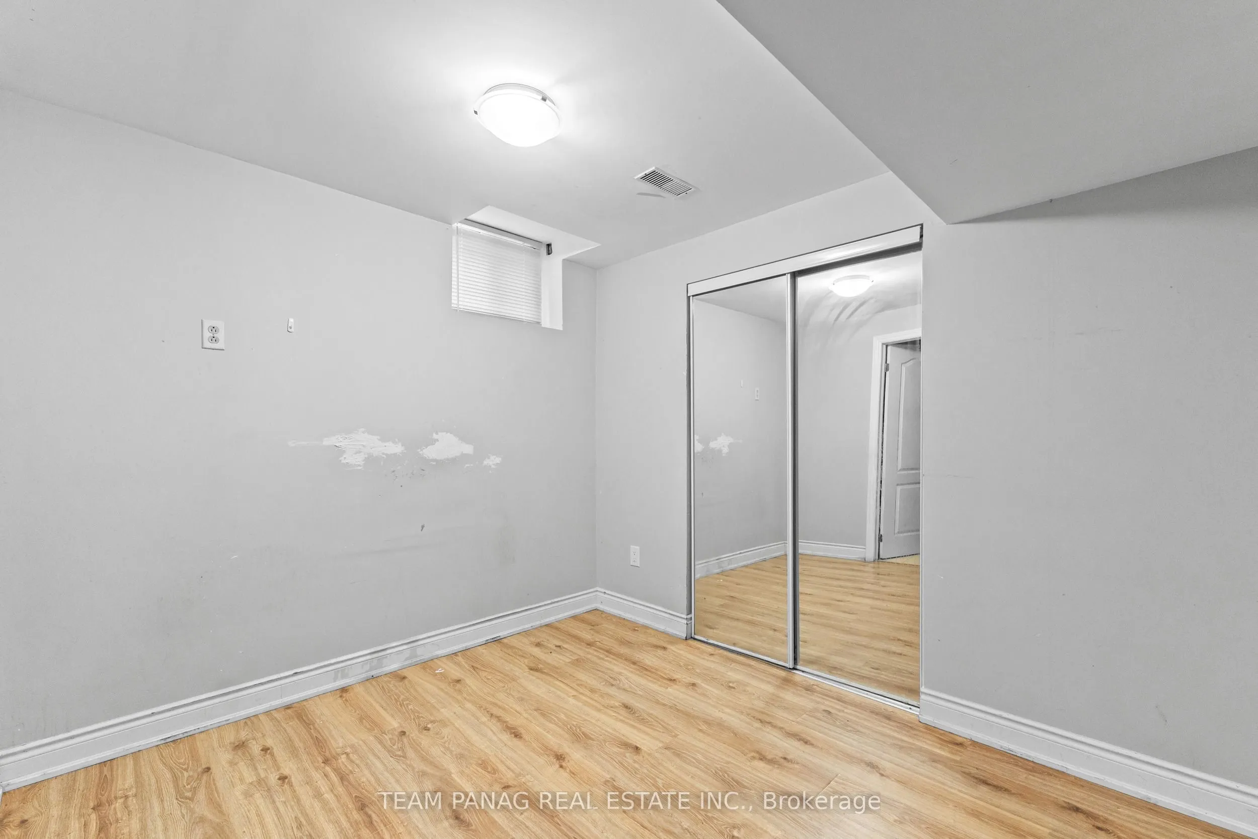7 Yellow Avens Boulevard