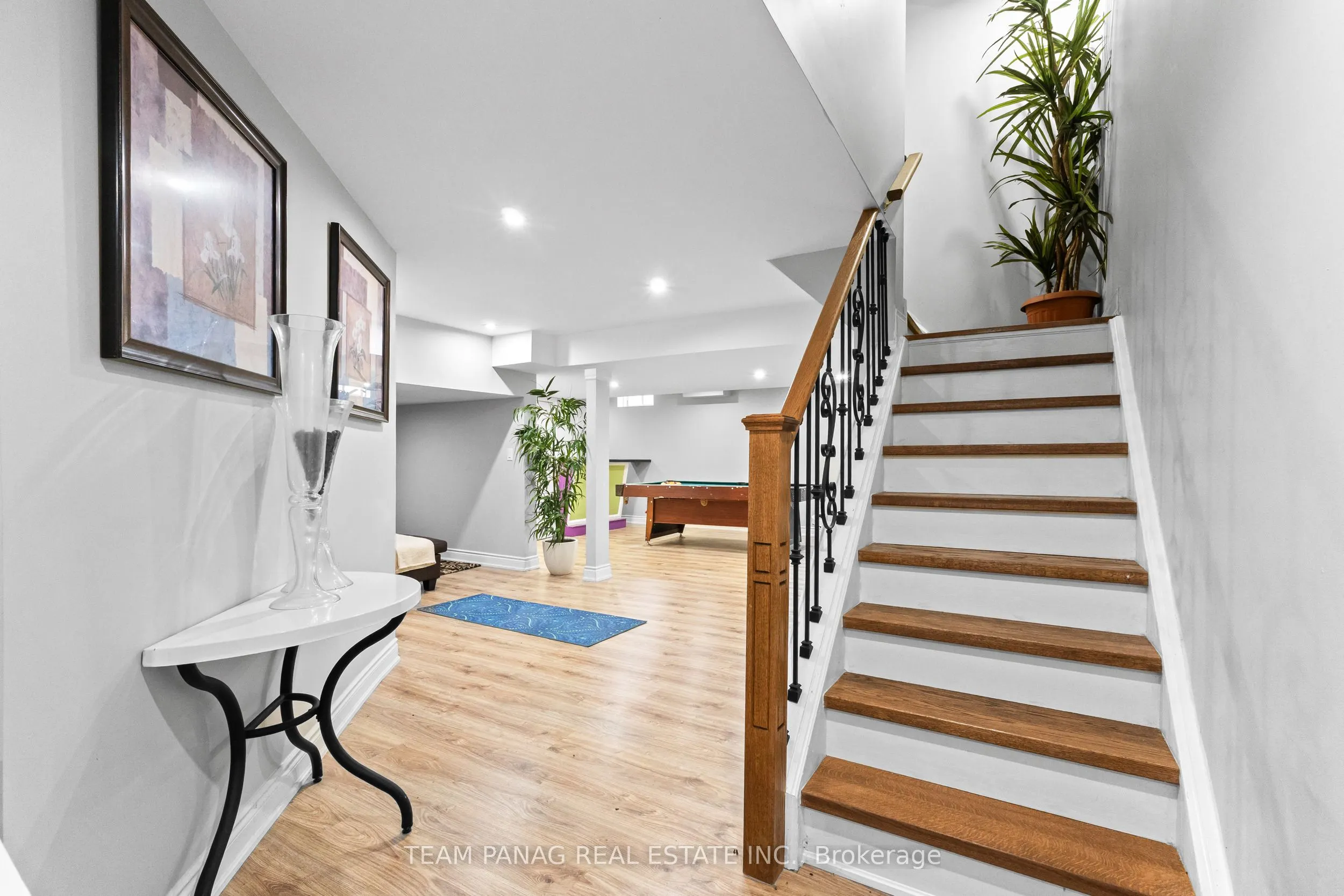7 Yellow Avens Boulevard