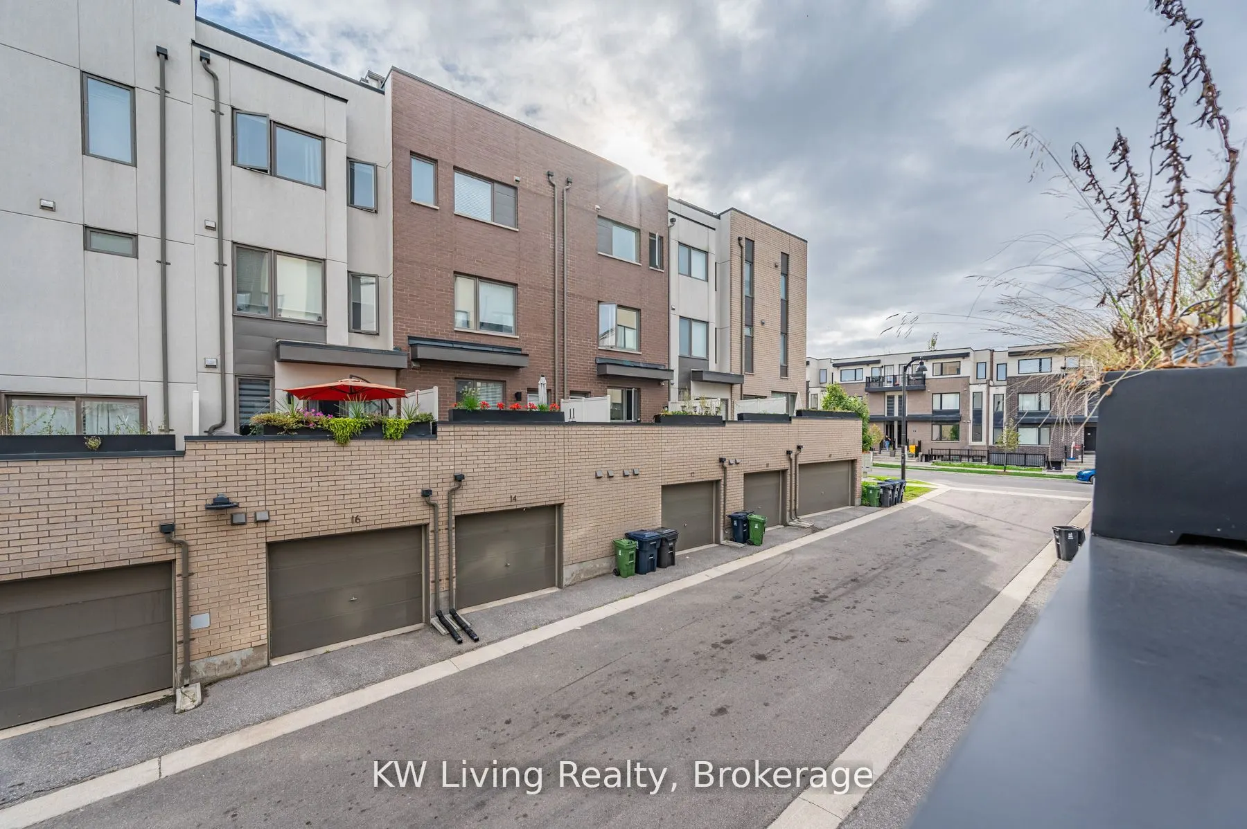 21 Caroline Carpenter Grove
