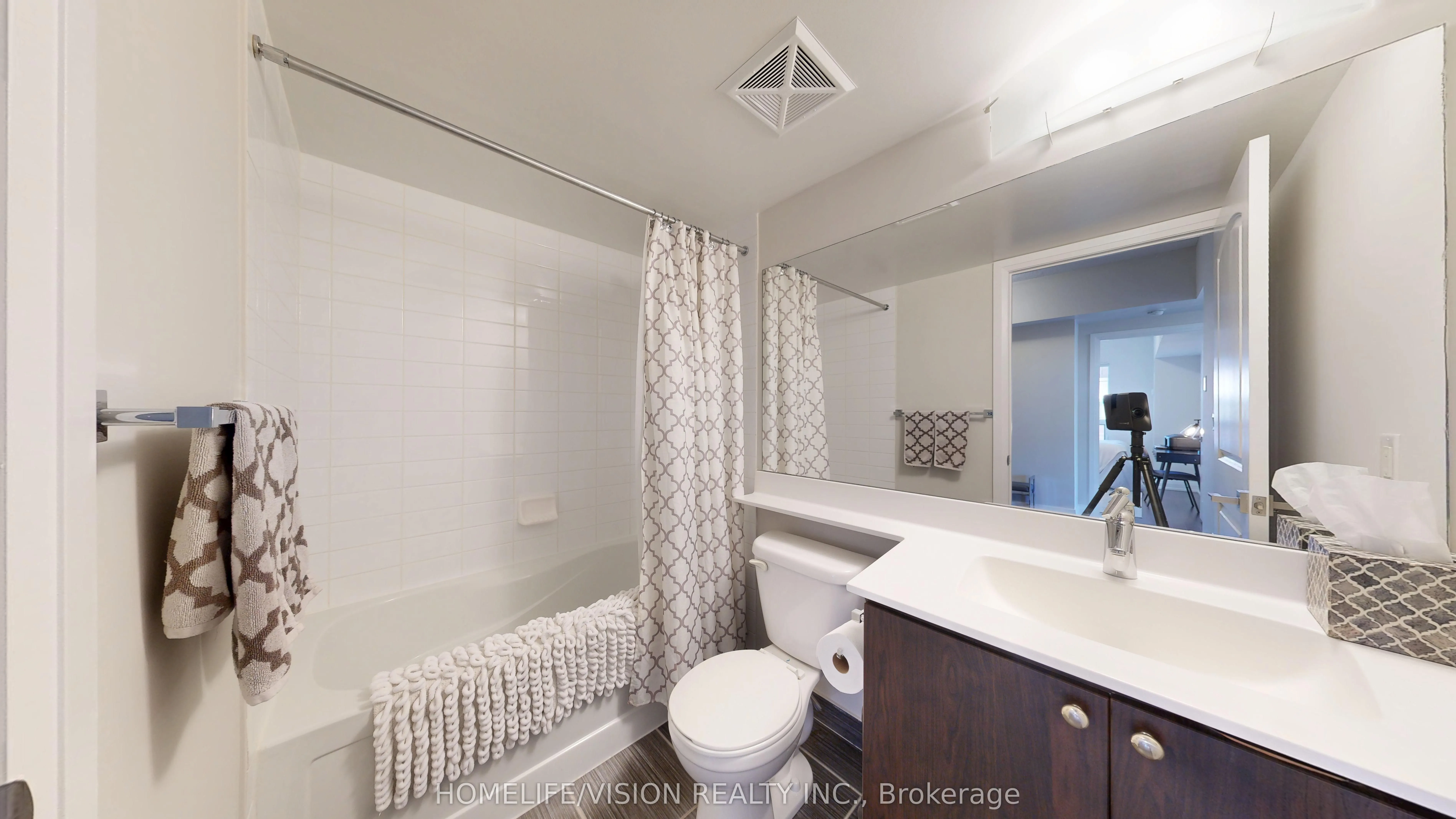 1060 Sheppard Avenue W, #1504