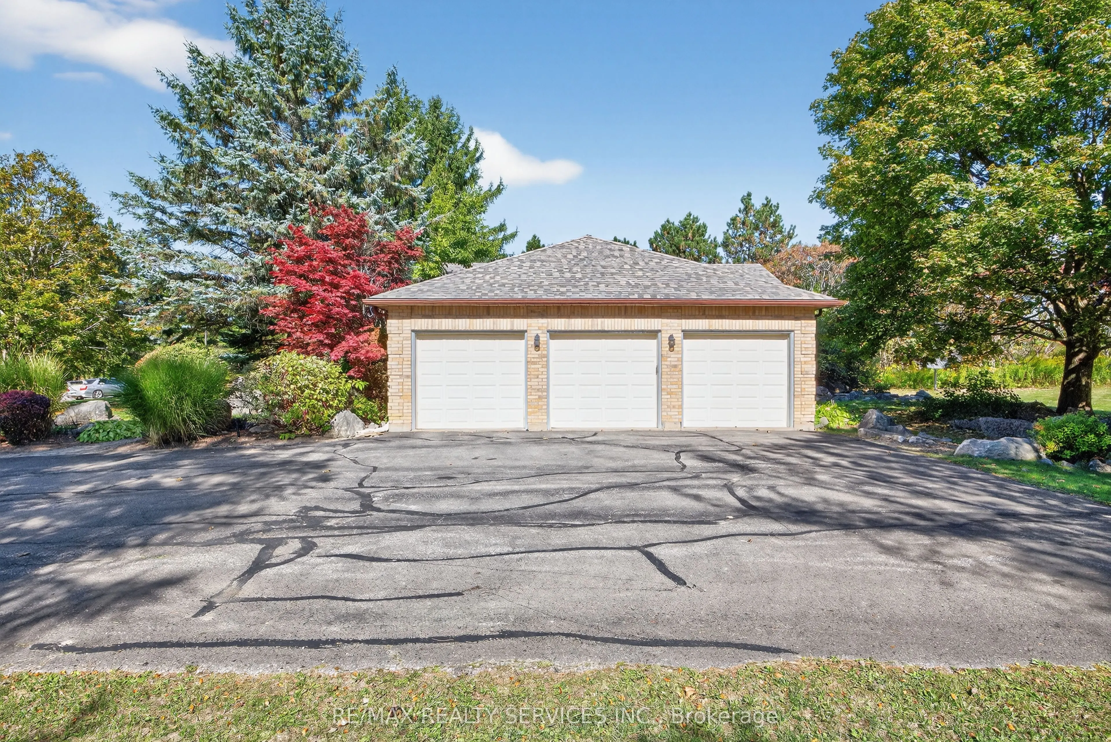 43 Mccort Drive
