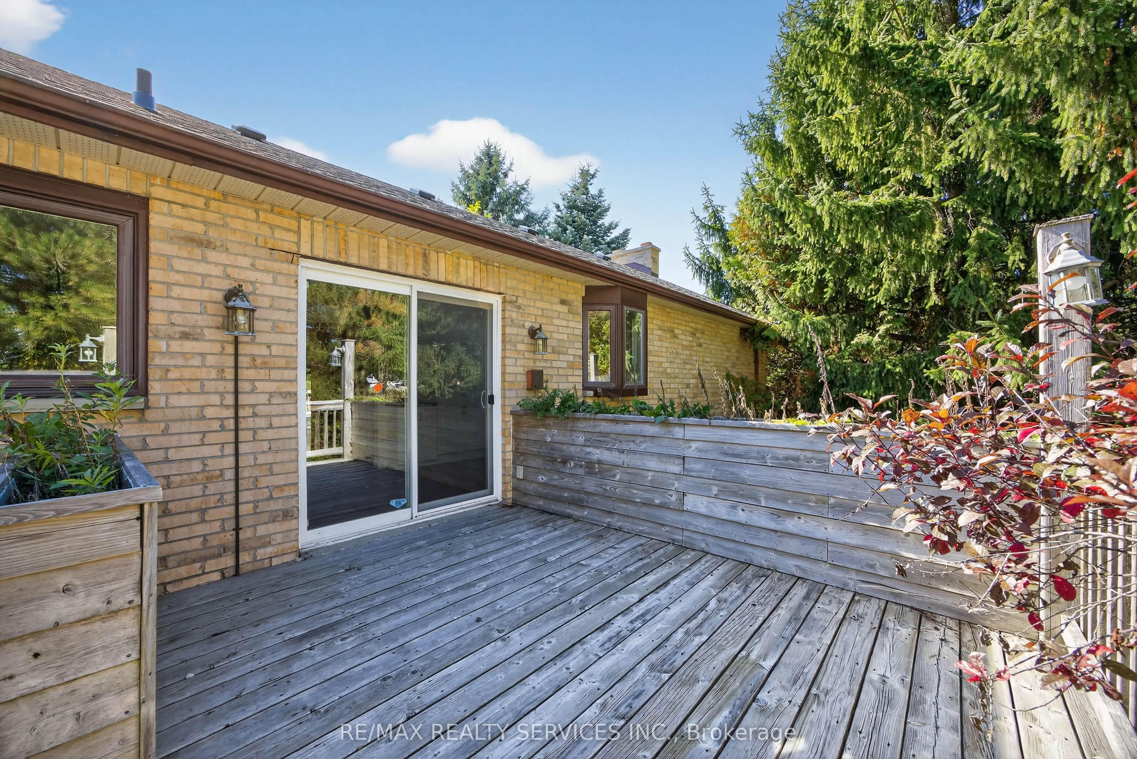 43 Mccort Drive