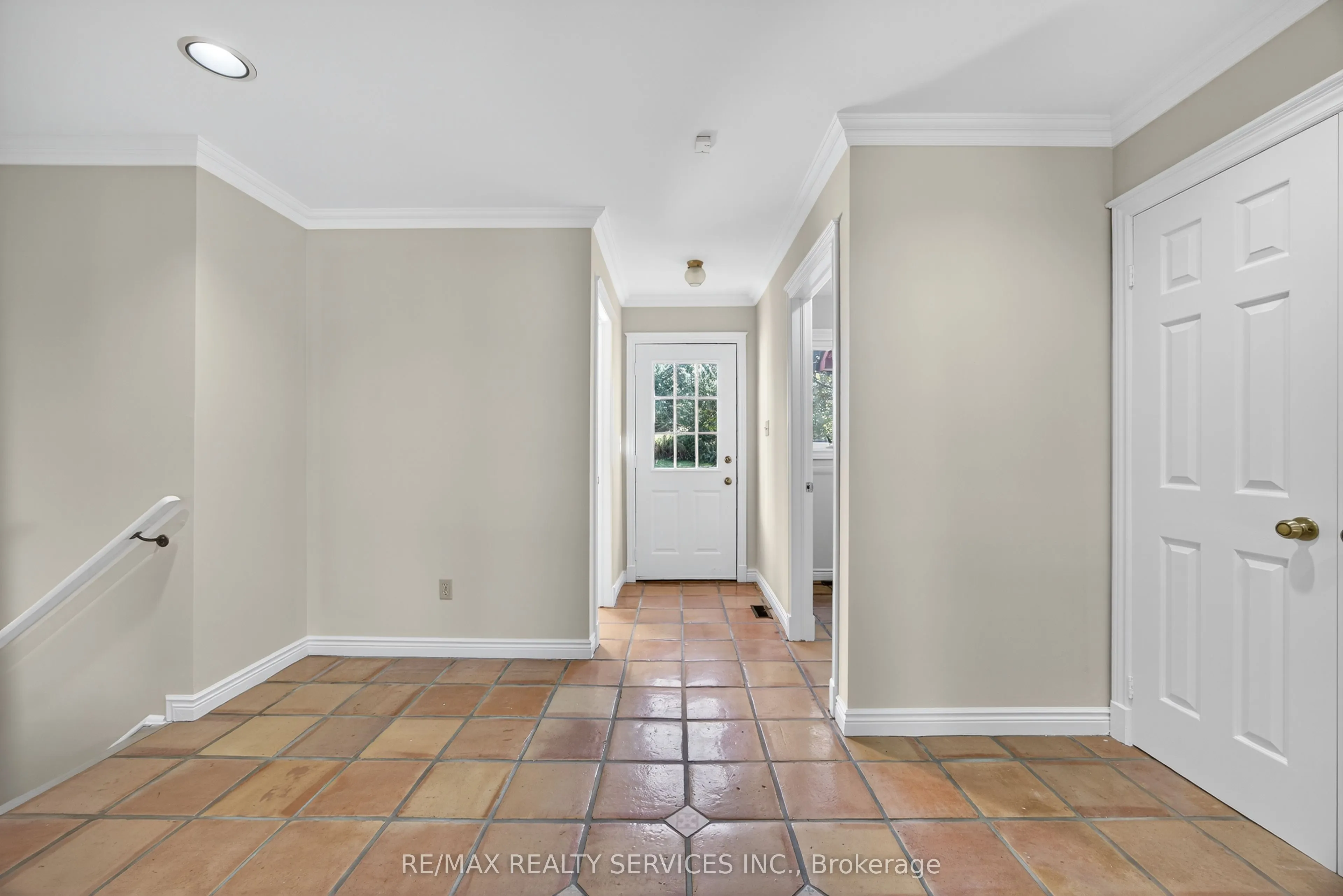 43 Mccort Drive