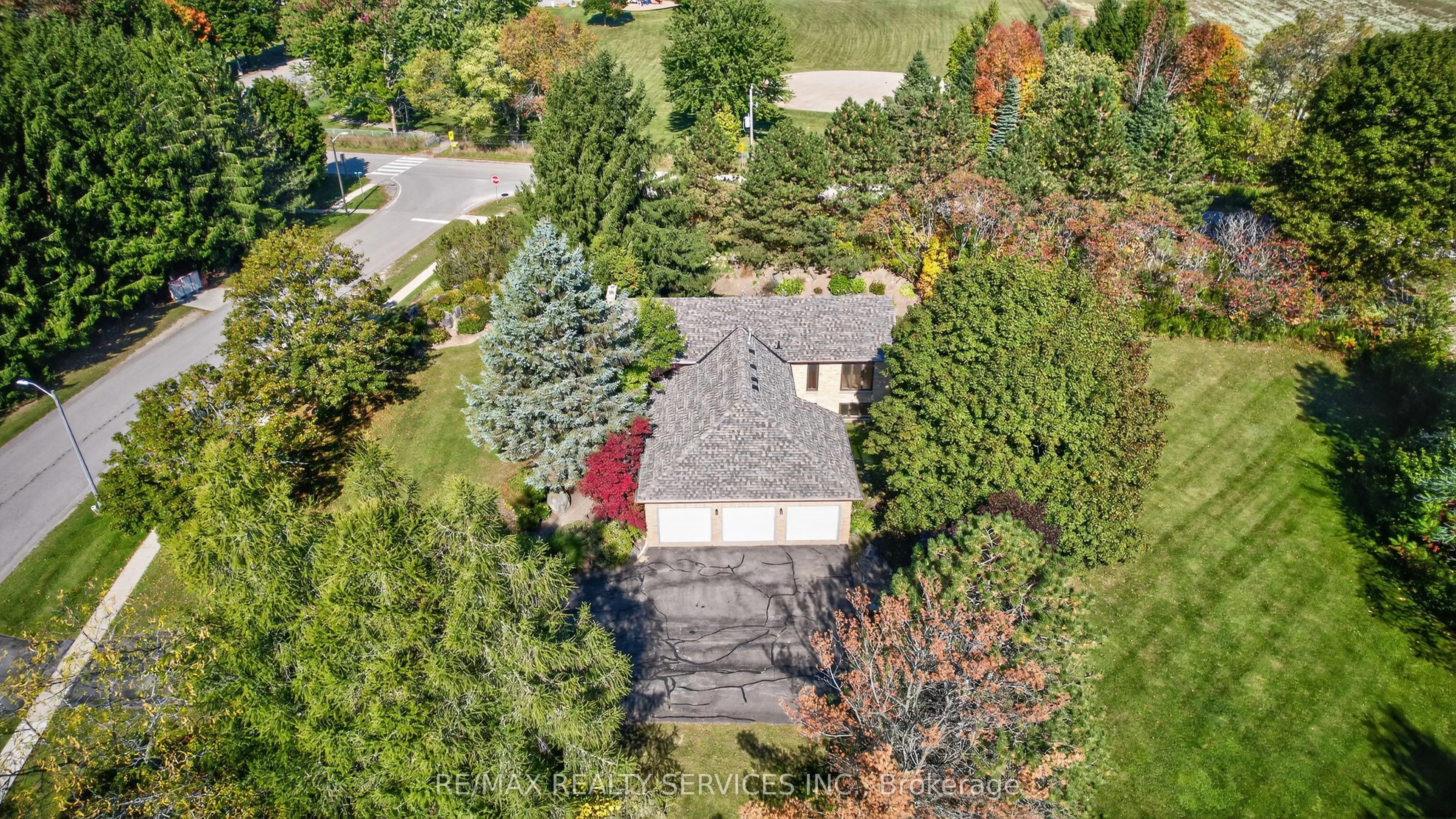 43 Mccort Drive