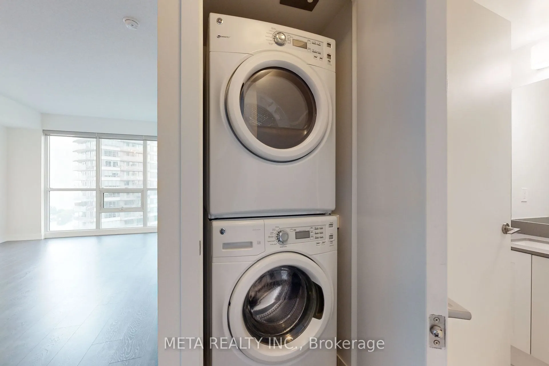 2212 Lake Shore Boulevard W, #3605