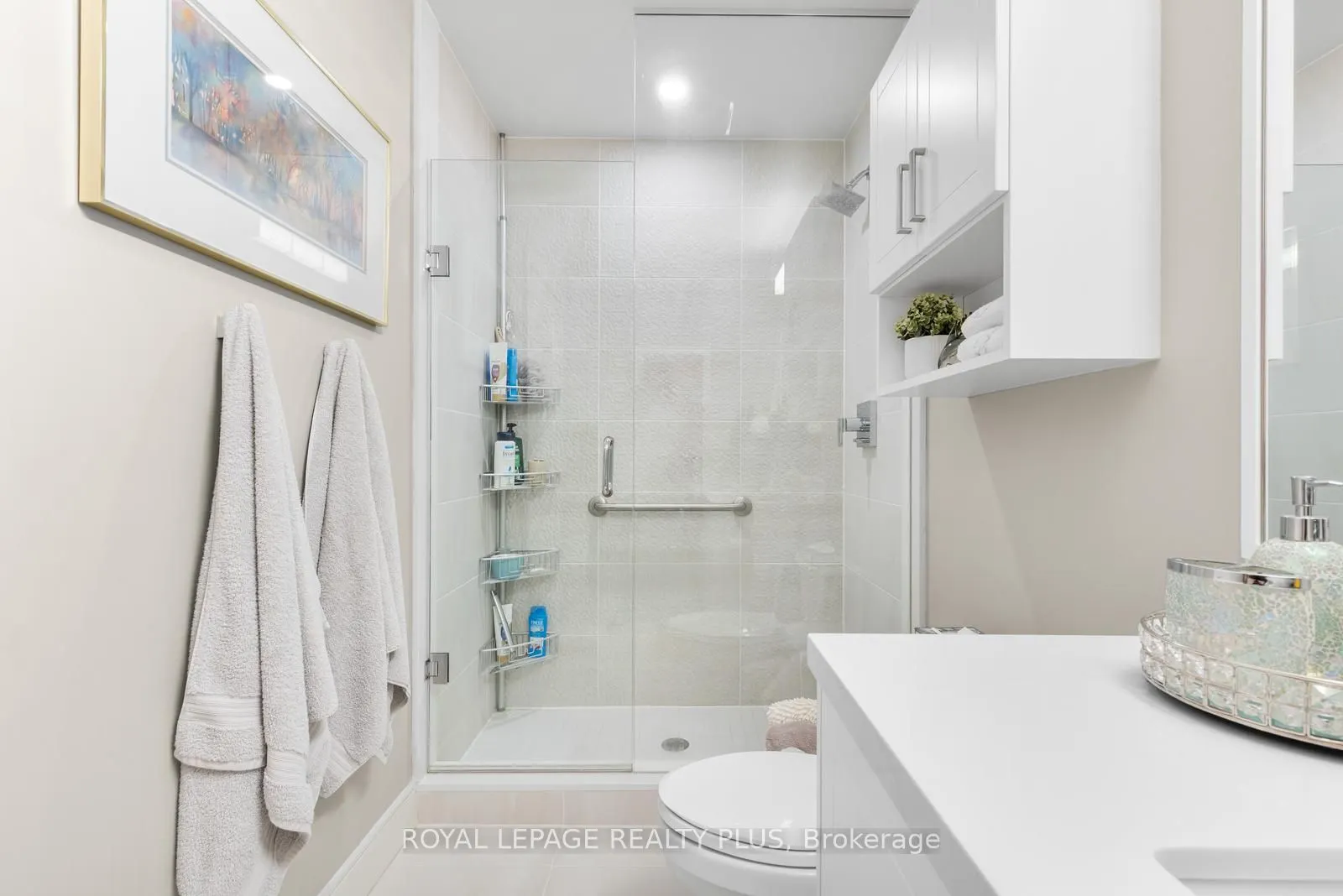 1575 lakeshore Road W, #327
