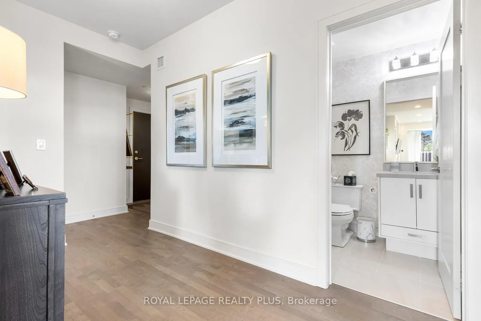1575 lakeshore Road W, #327