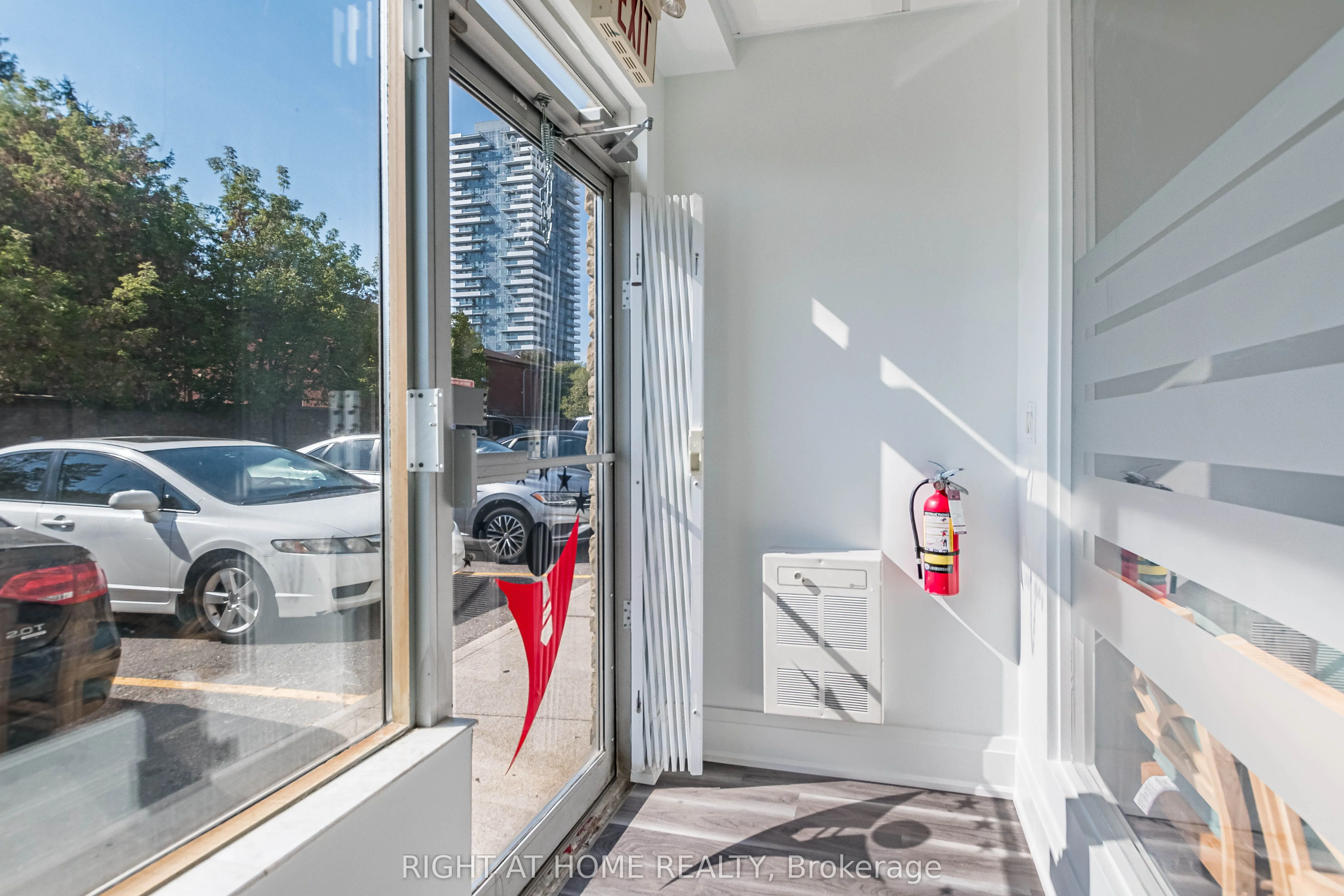 49 Hillcrest Avenue, #104