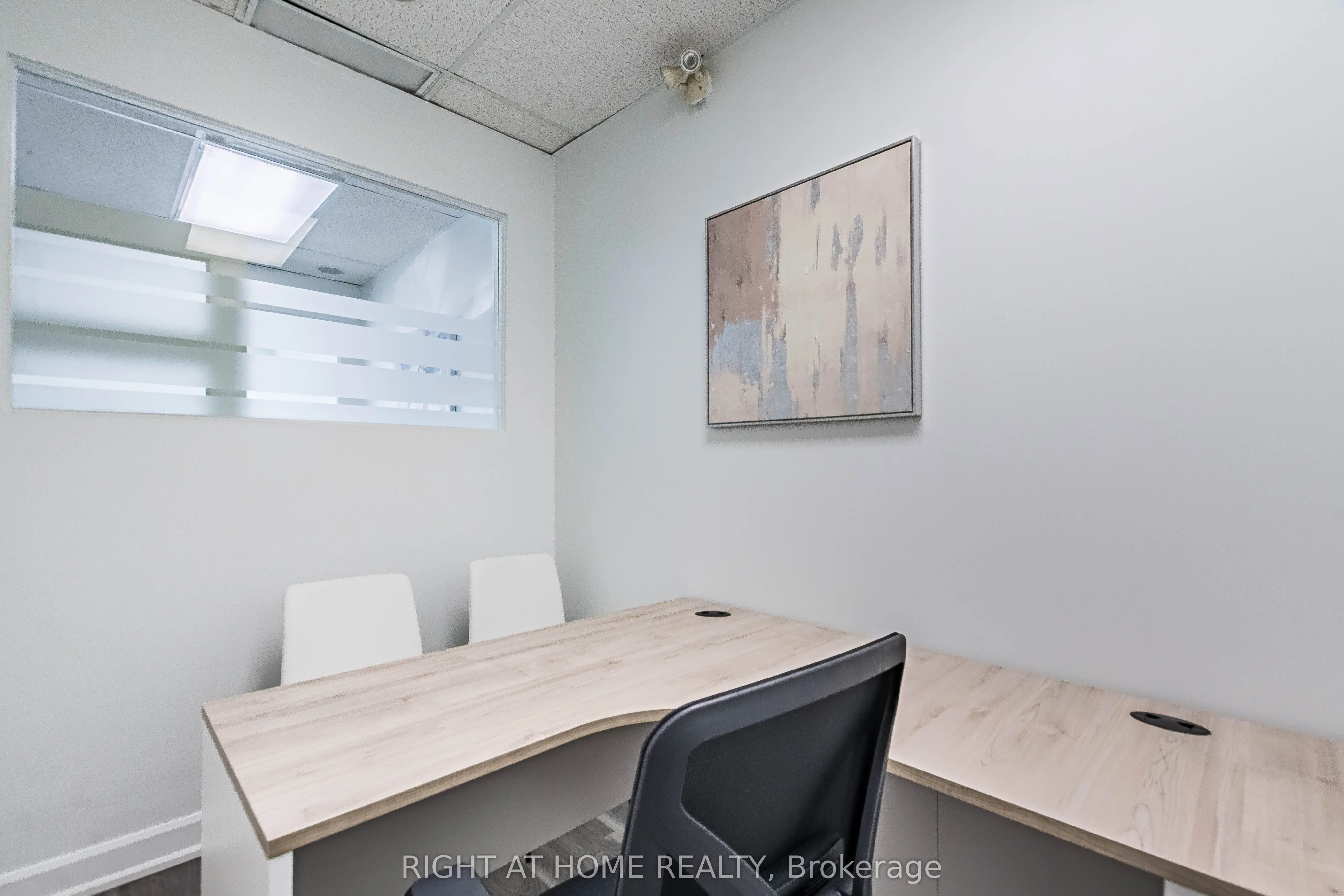 49 Hillcrest Avenue, #104