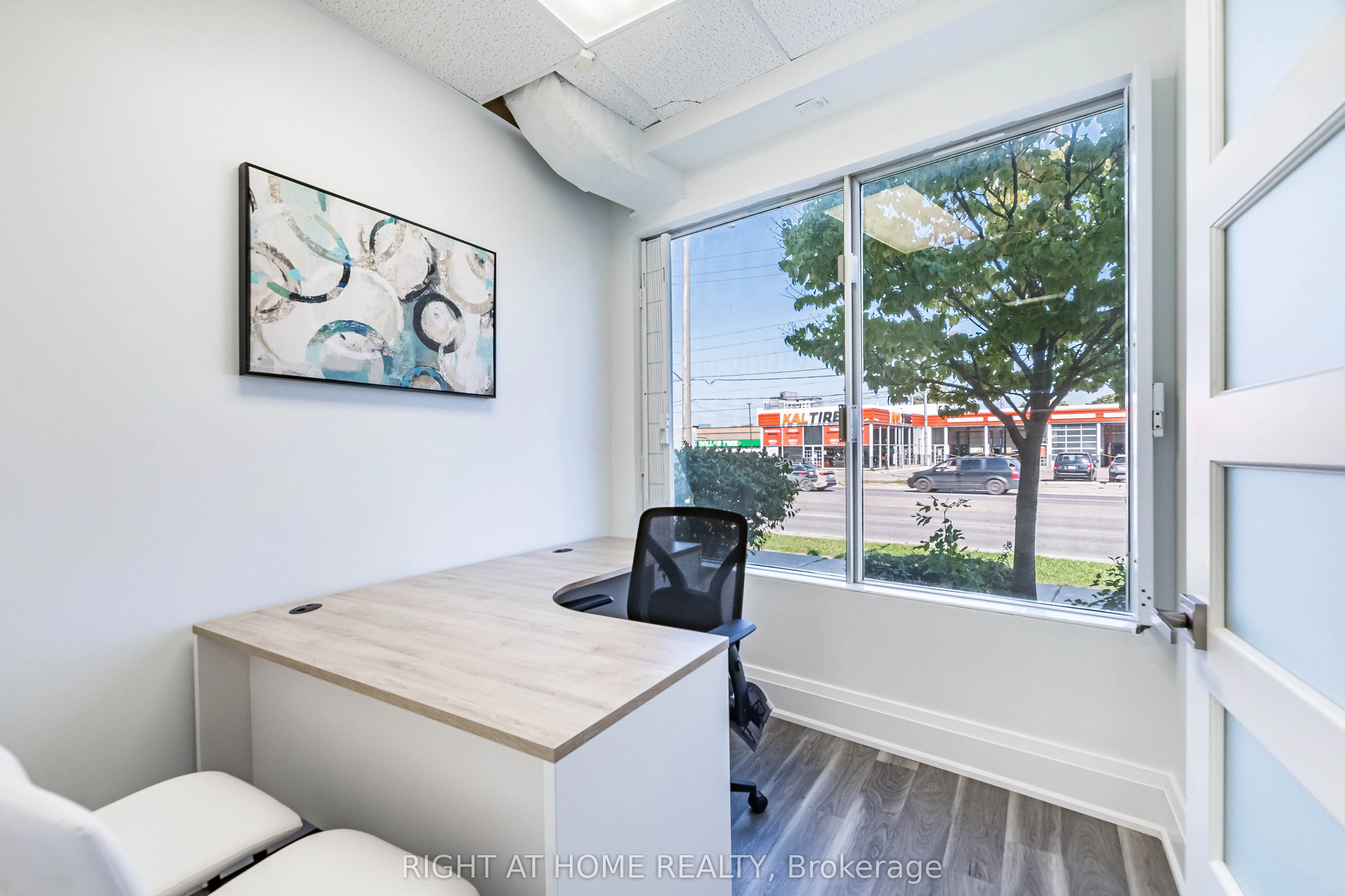 49 Hillcrest Avenue, #104