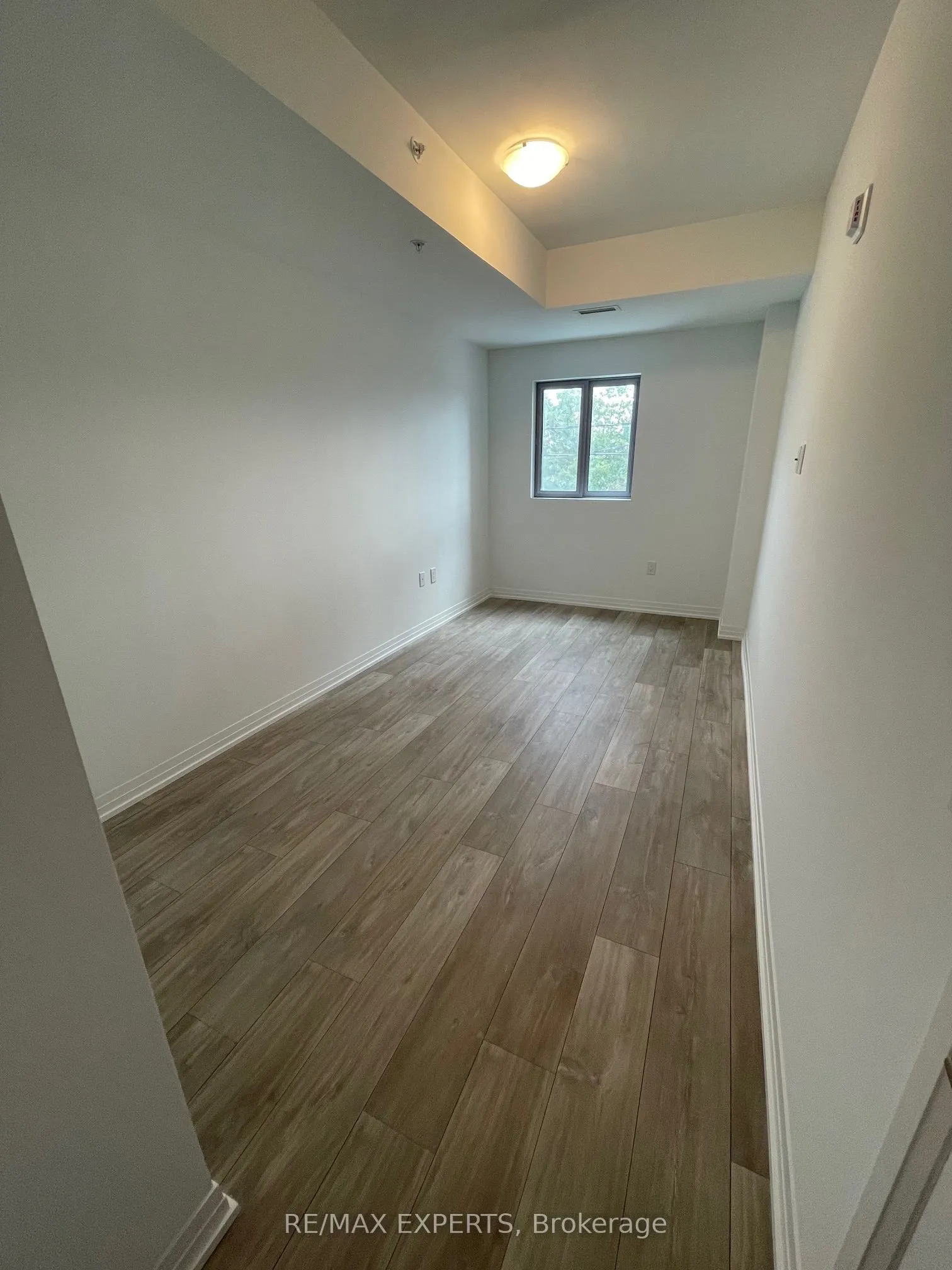 408 Browns Line, #209