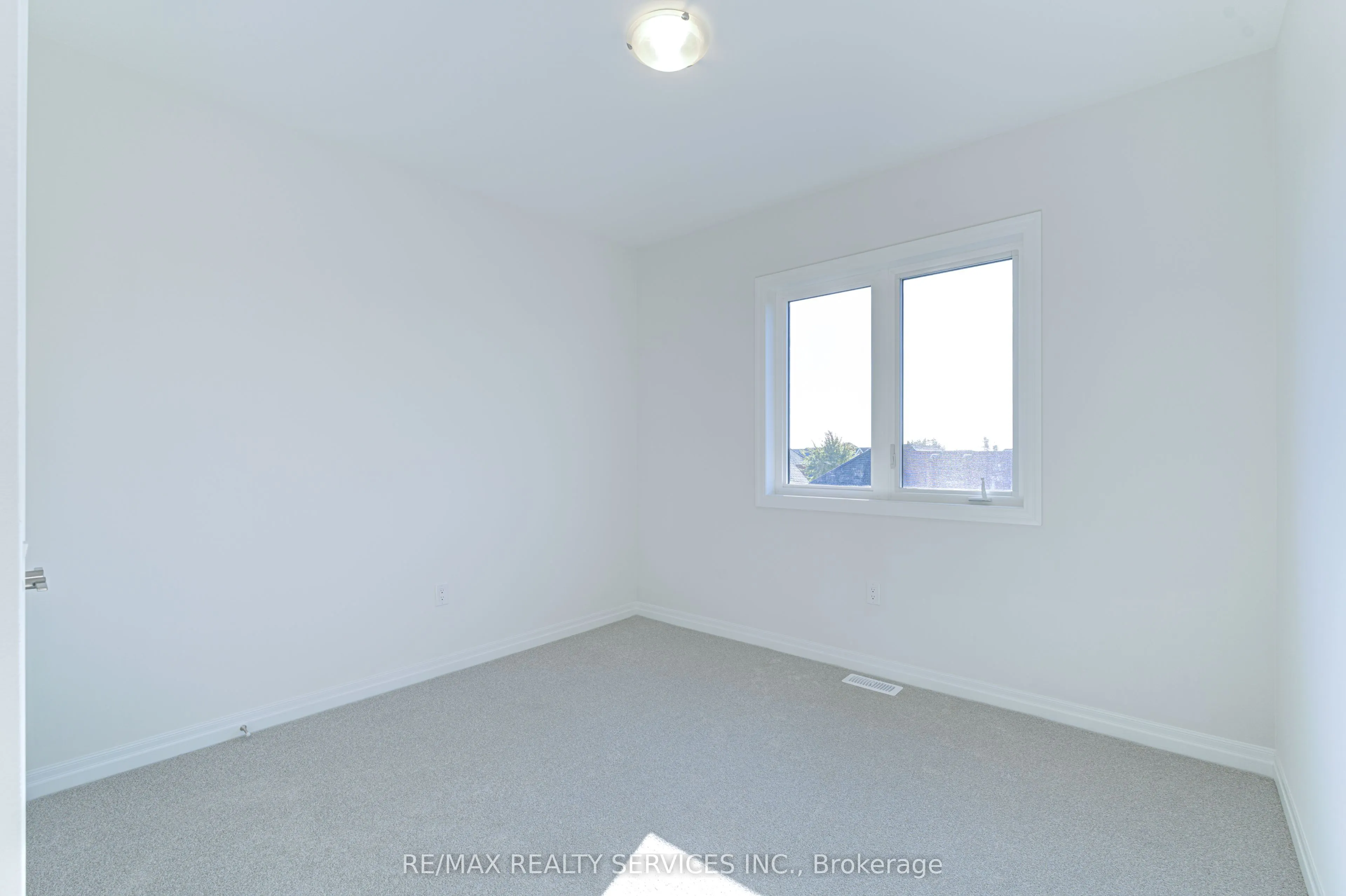 34 Donnybrook Court